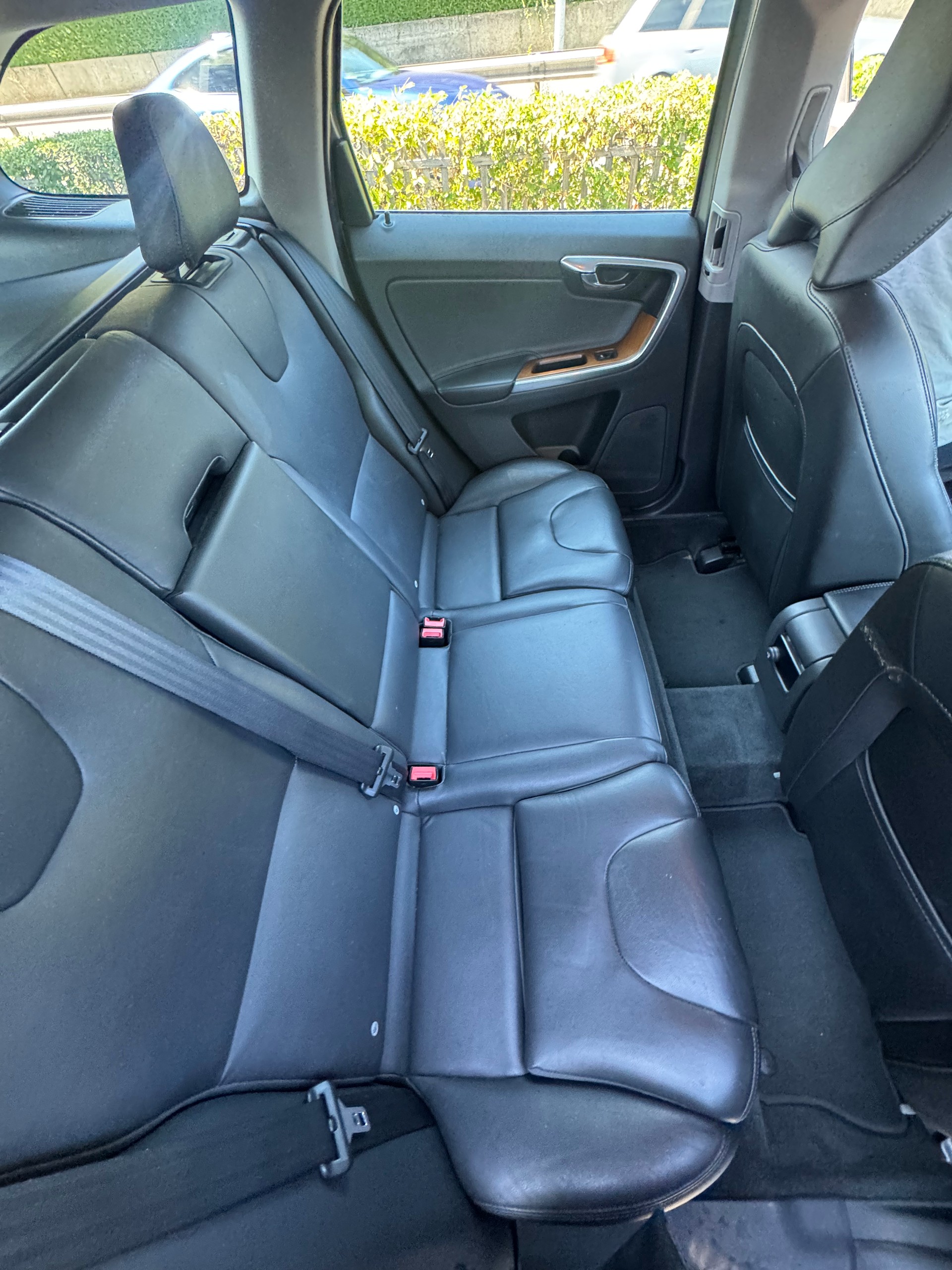VOLVO XC60 T5 AWD Summum Geartronic-image-11