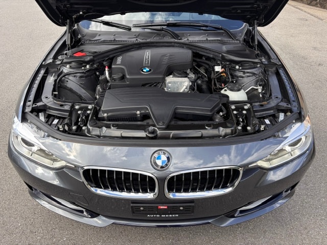 BMW 328i xDrive Touring Sport Line Steptronic-image-16