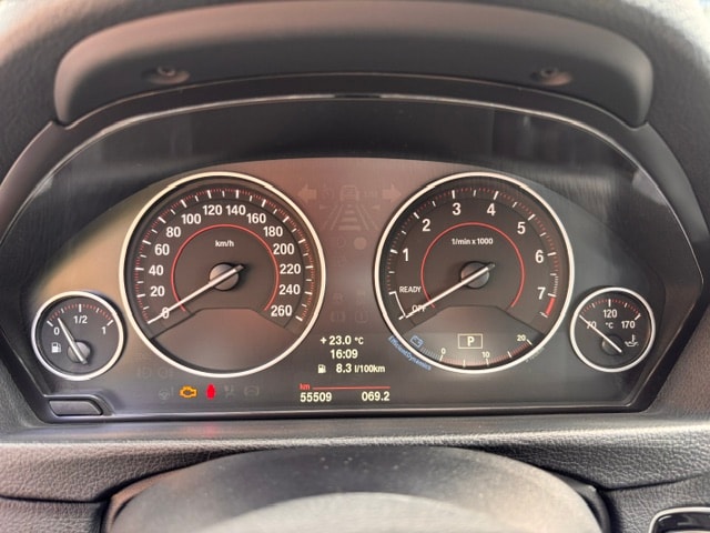 BMW 328i xDrive Touring Sport Line Steptronic-image-11