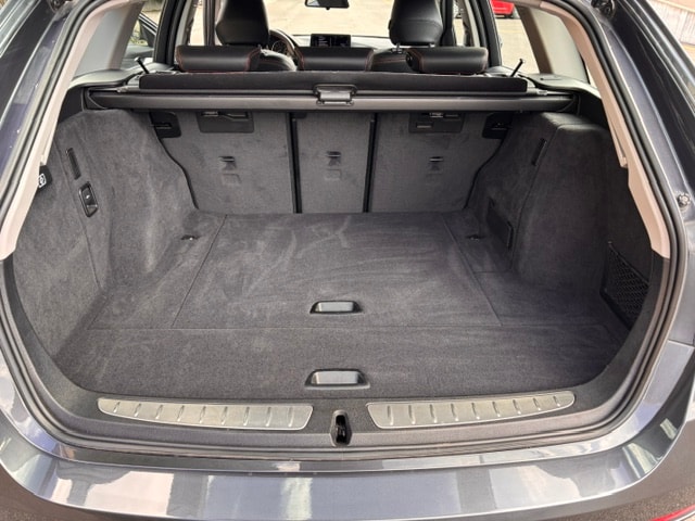 BMW 328i xDrive Touring Sport Line Steptronic-image-15