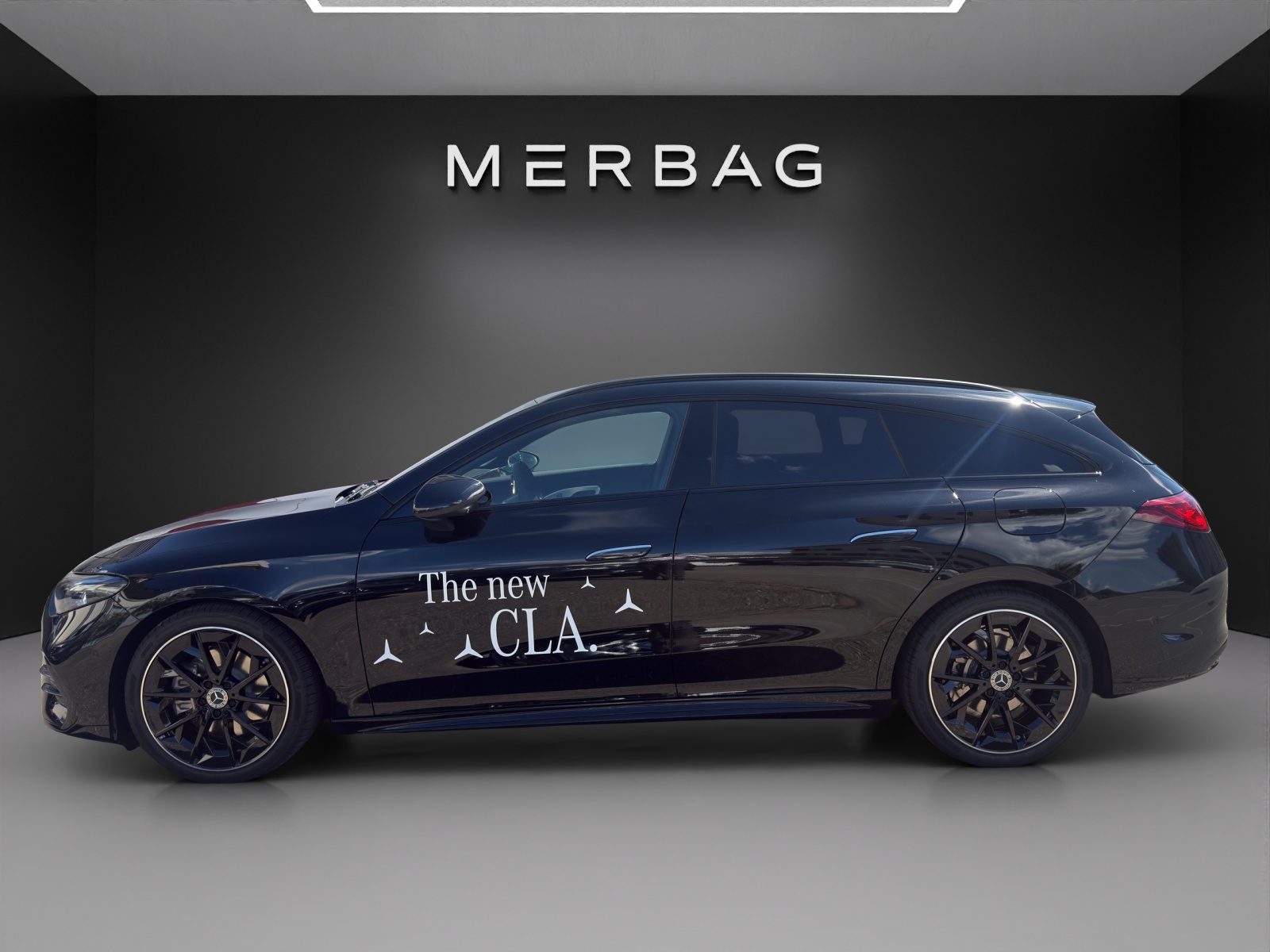 MERCEDES-BENZ CLA Shooting Brake 220 4Matic 8G-DCT-image-3