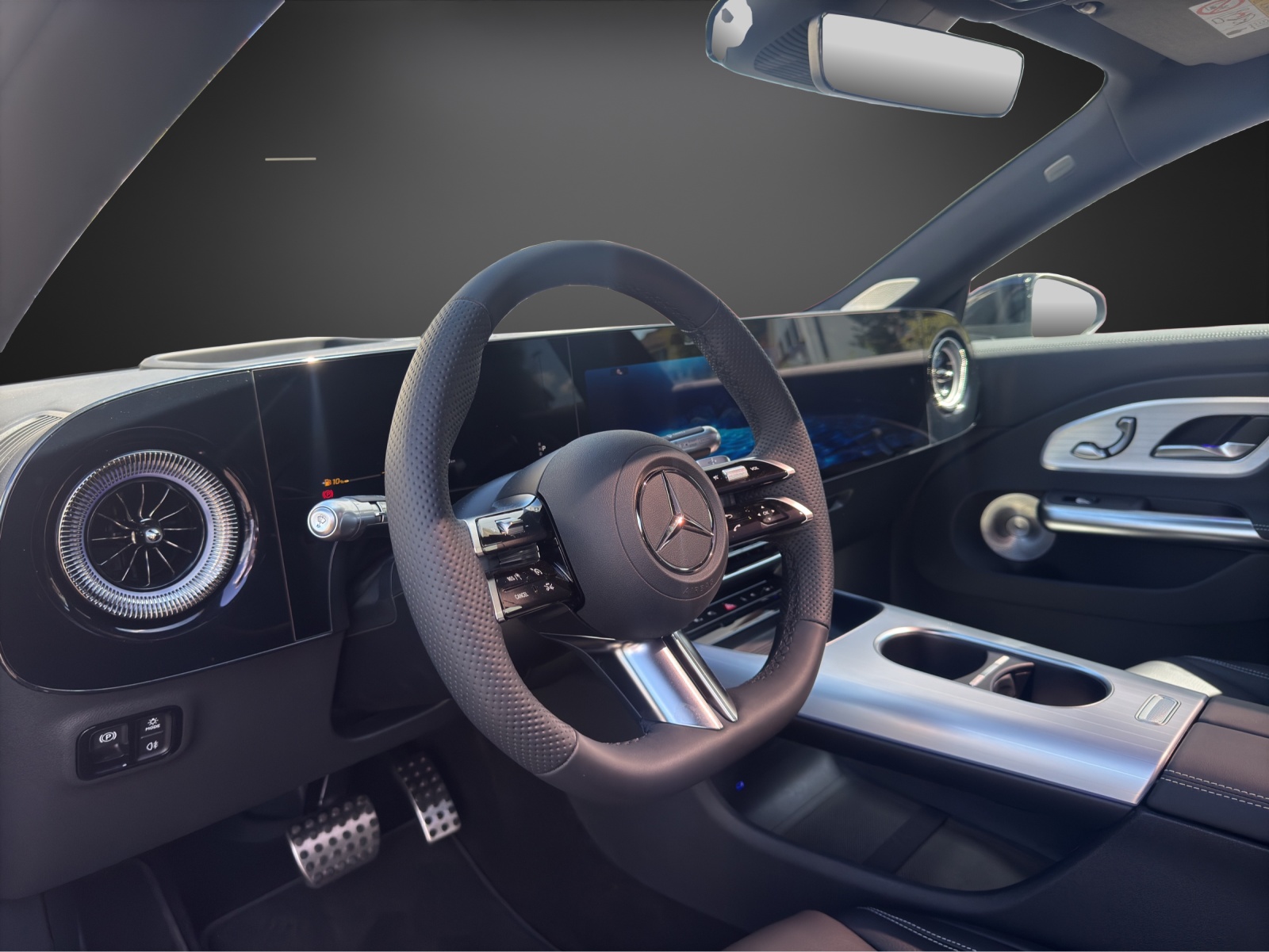 MERCEDES-BENZ CLA Shooting Brake 220 4Matic 8G-DCT-image-9