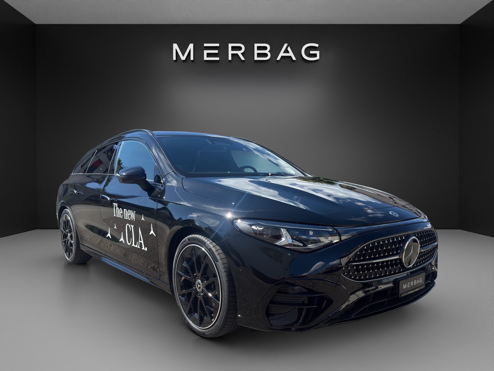 MERCEDES-BENZ CLA Shooting Brake 220 4Matic 8G-DCT — slika 1