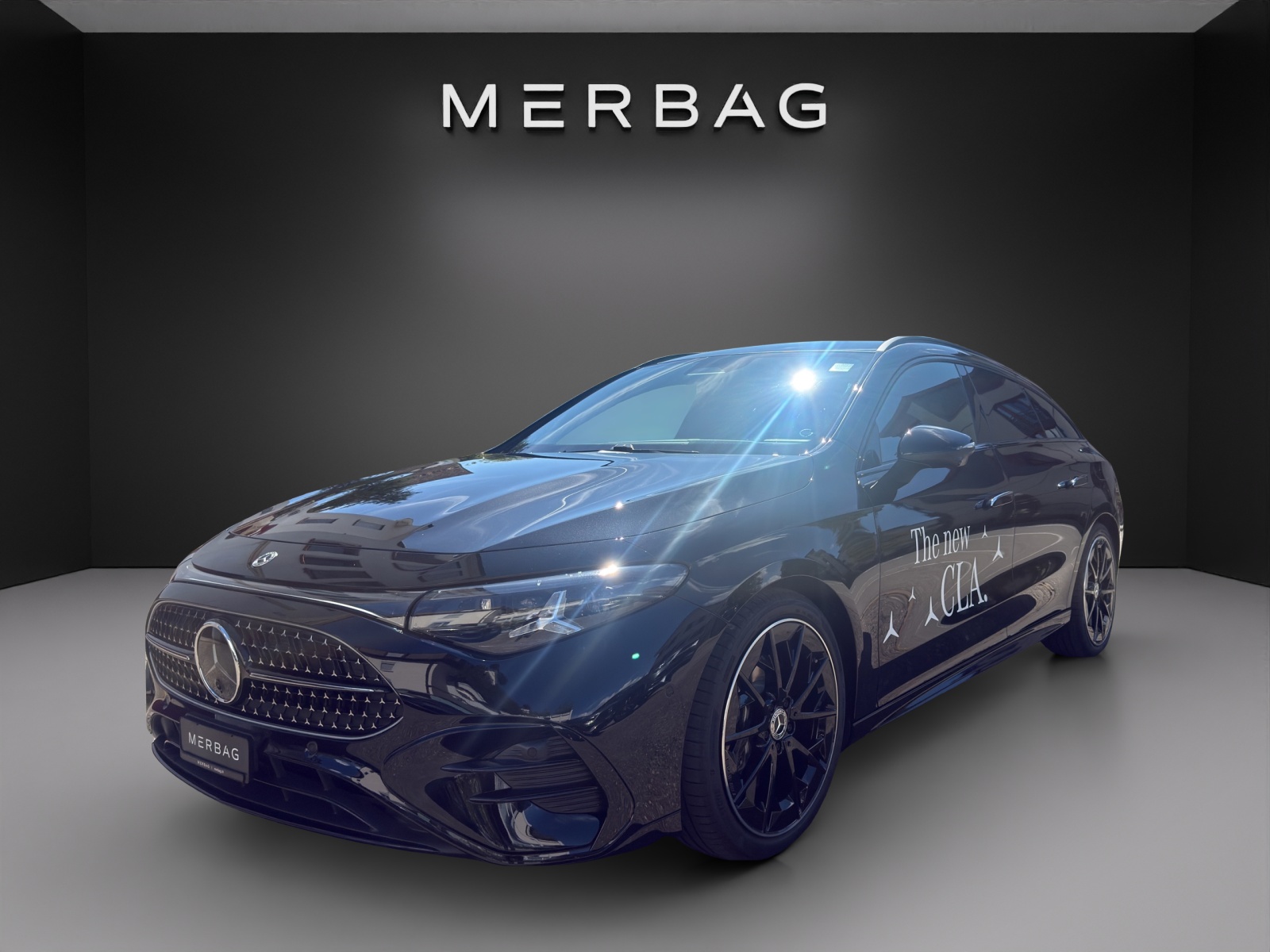 MERCEDES-BENZ CLA Shooting Brake 220 4Matic 8G-DCT-image-2
