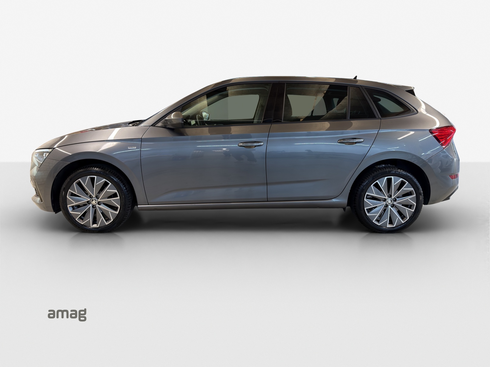 SKODA Scala 1.5 TSI ACT Tour DSG-image-1