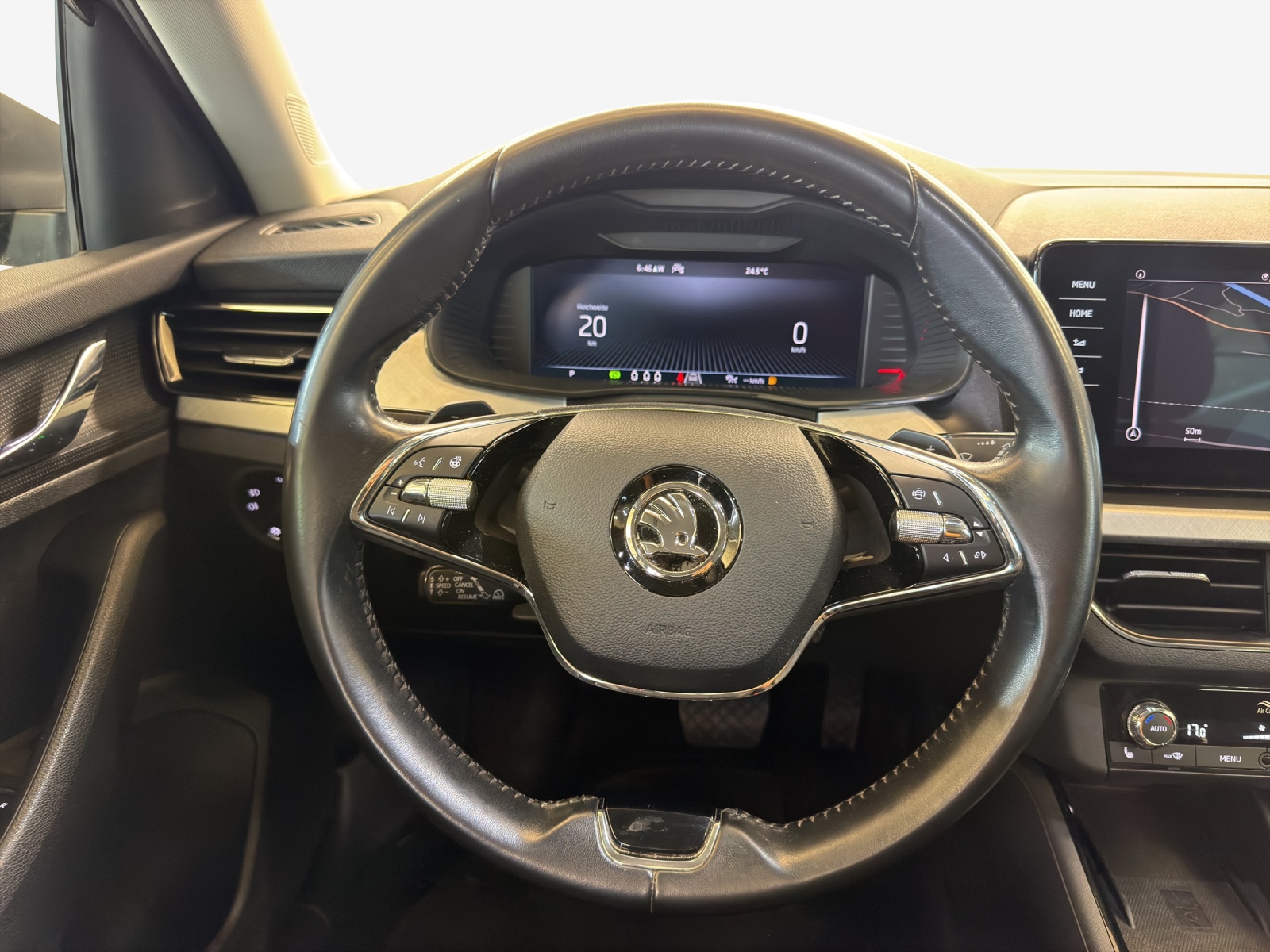 SKODA Scala 1.5 TSI ACT Tour DSG-image-9