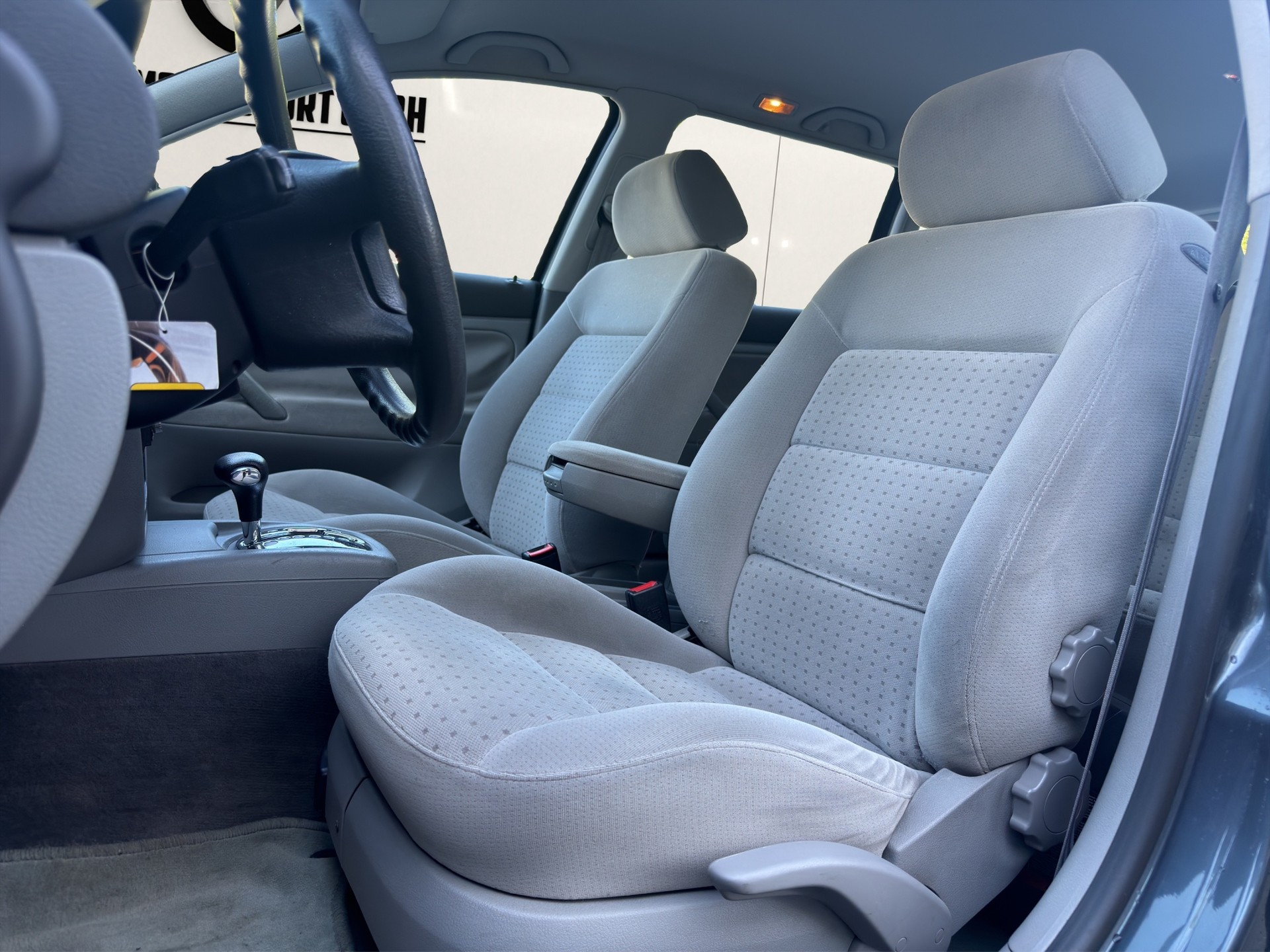 VW Passat Variant 1.8 T Highline-image-8