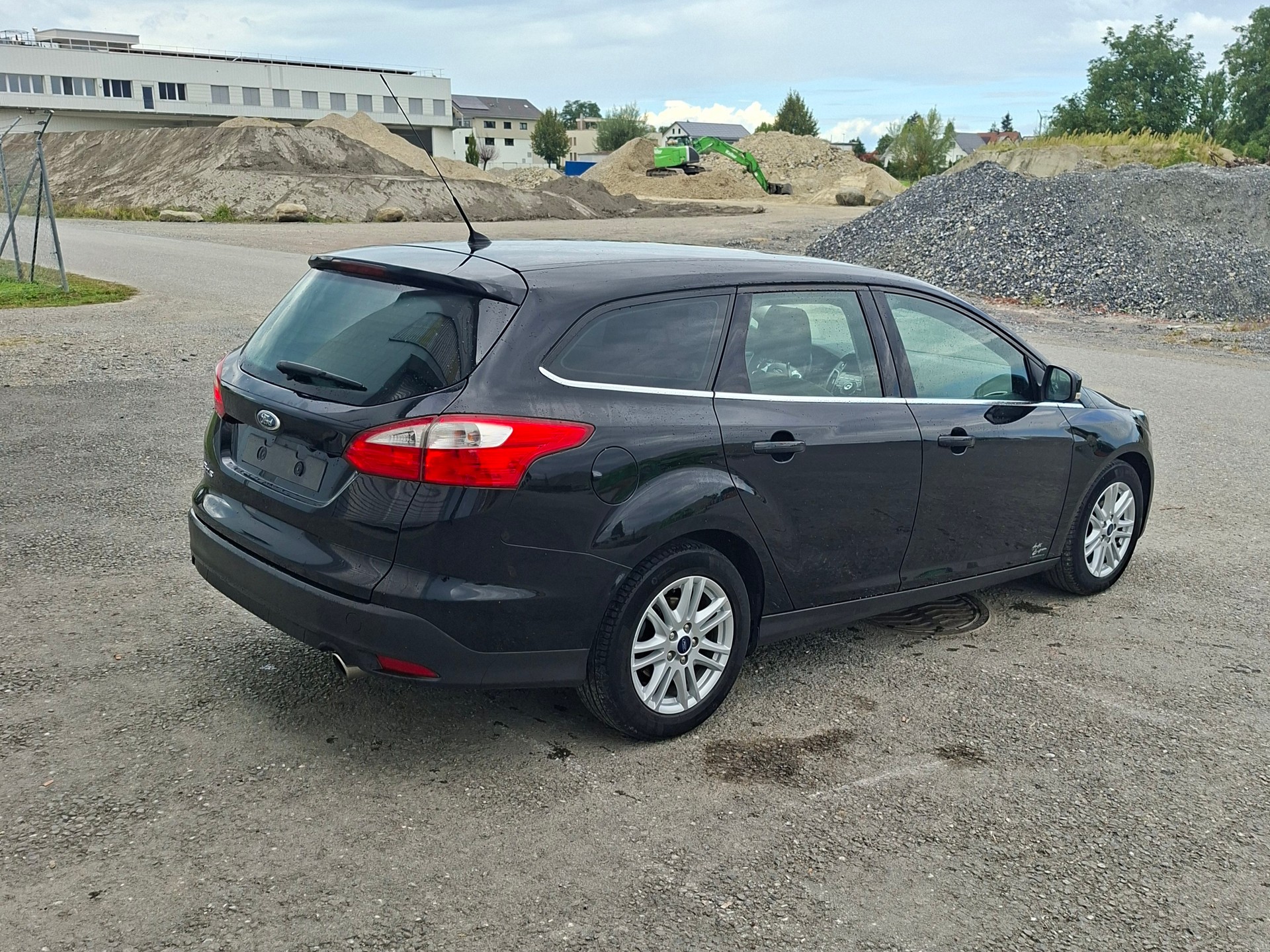 FORD Focus 2.0 TDCi Titanium PowerShift-image-4