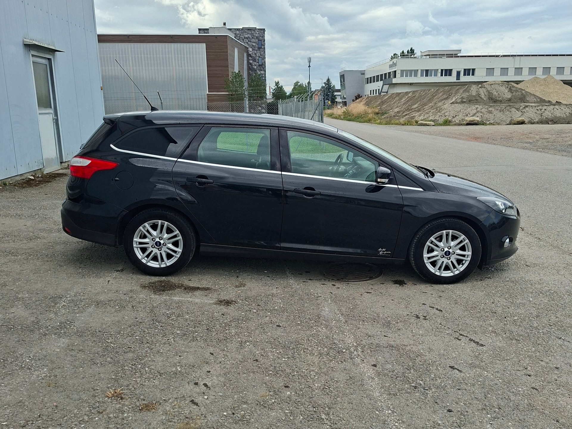 FORD Focus 2.0 TDCi Titanium PowerShift-image-5