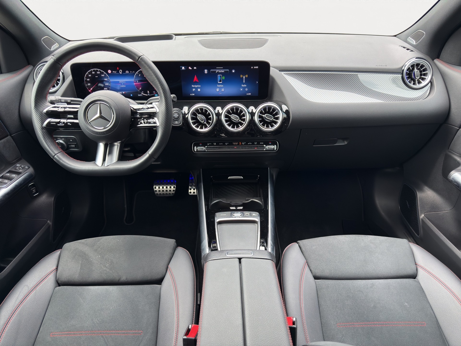 MERCEDES-BENZ GLA 220d 4Matic 8G-DCTSwiss Star-image-12