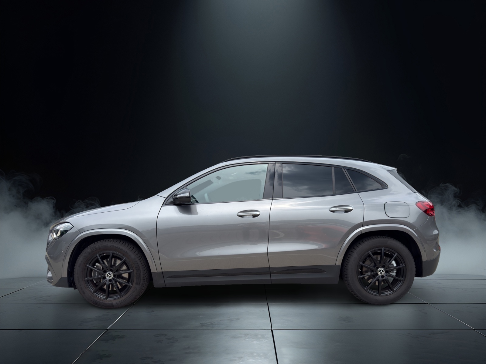 MERCEDES-BENZ GLA 220d 4Matic 8G-DCTSwiss Star-showroom-element-3