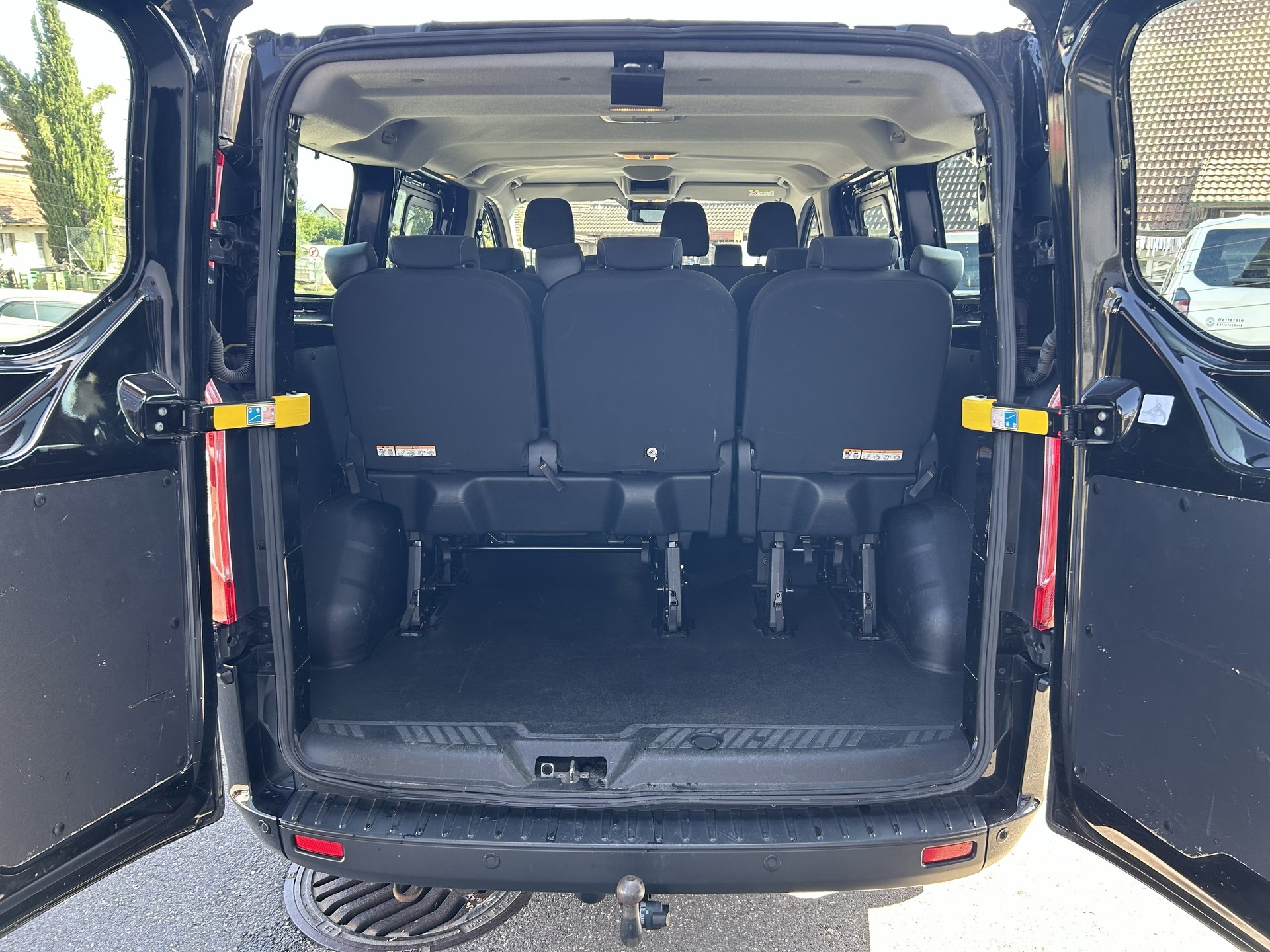 FORD Transit Custom 320 L1H1 Trend A-image-7