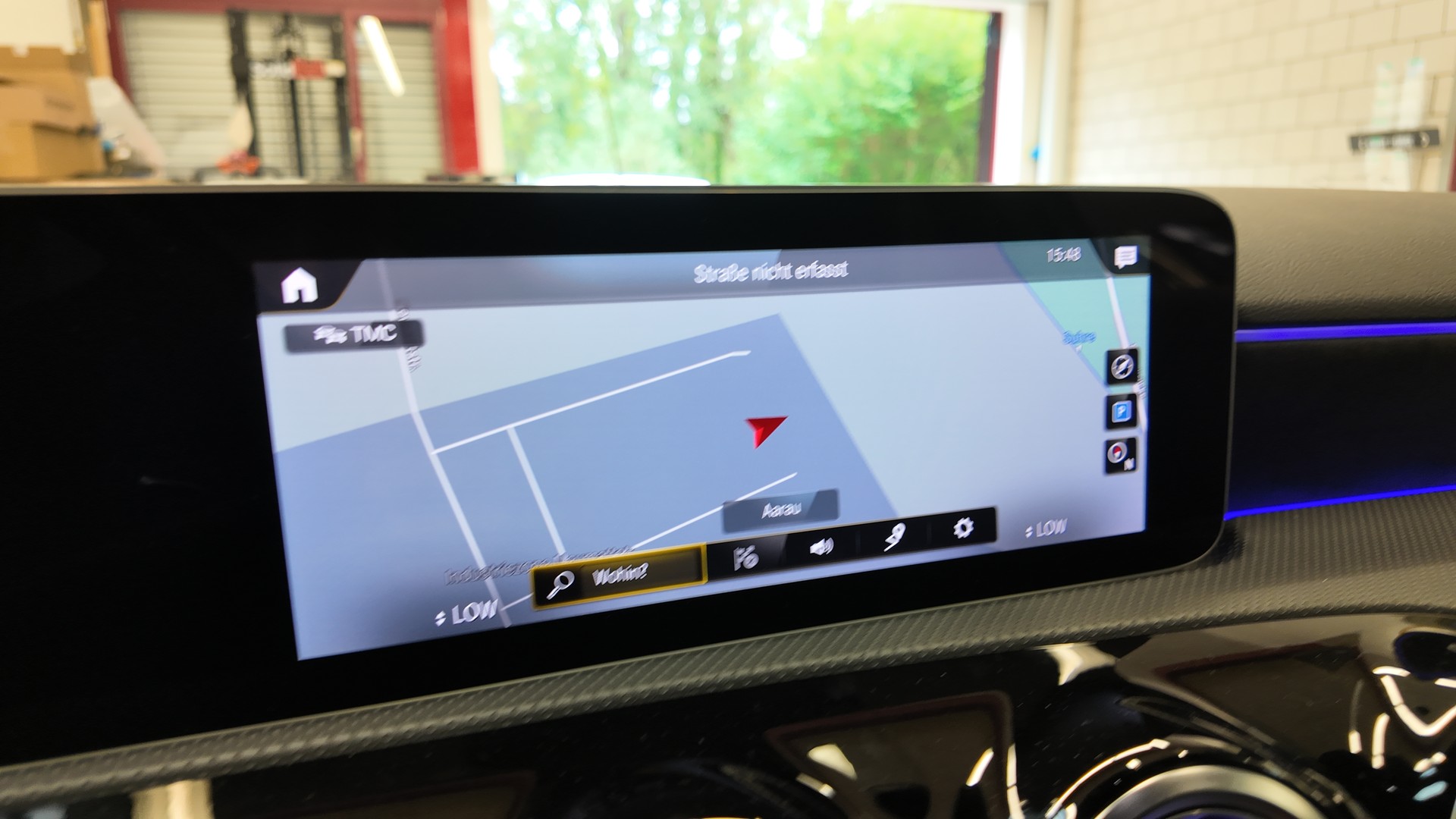 MERCEDES-BENZ A 250 AMG Line-image-24