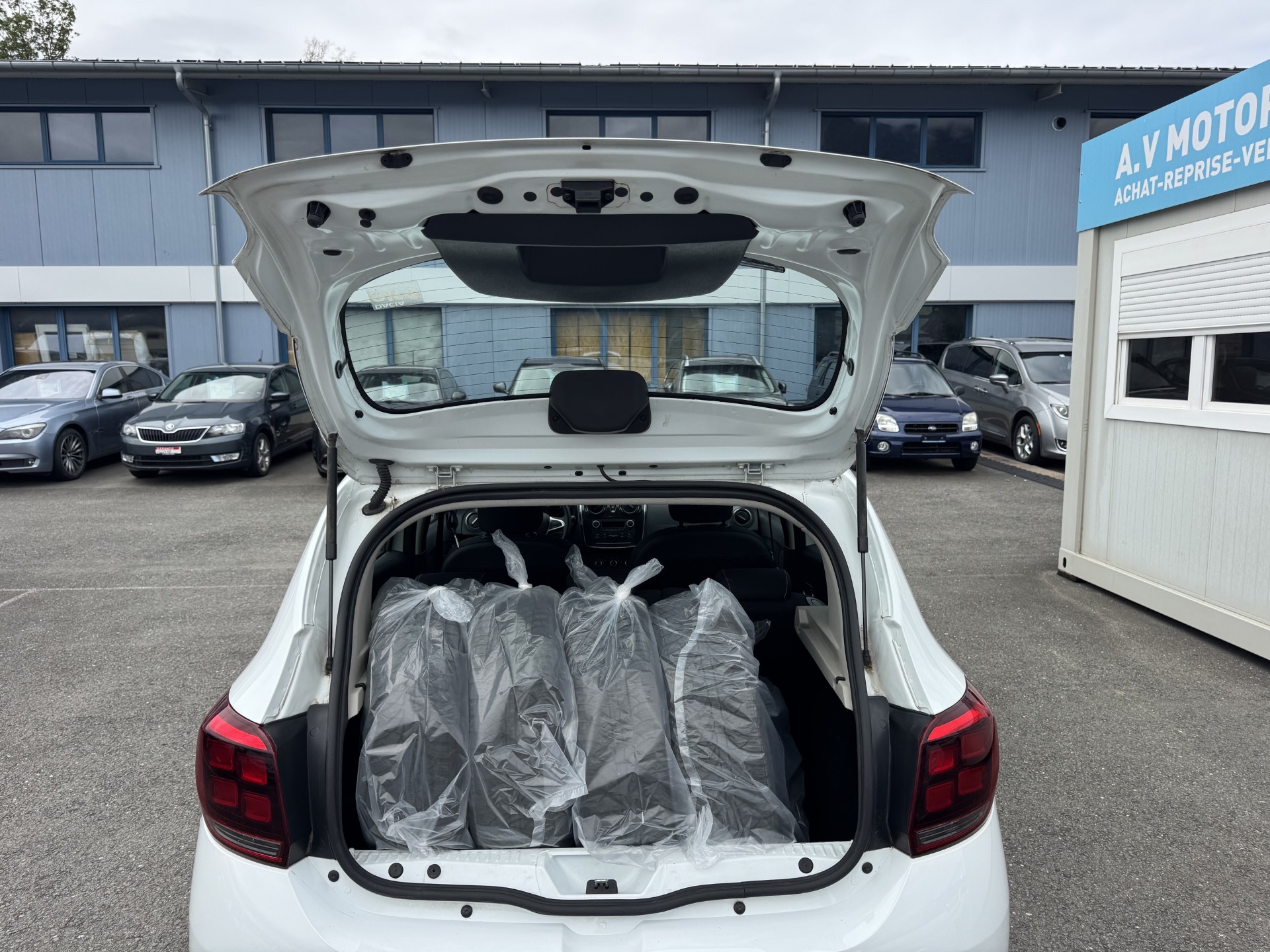 DACIA Sandero 1.0 Comfort-image-5