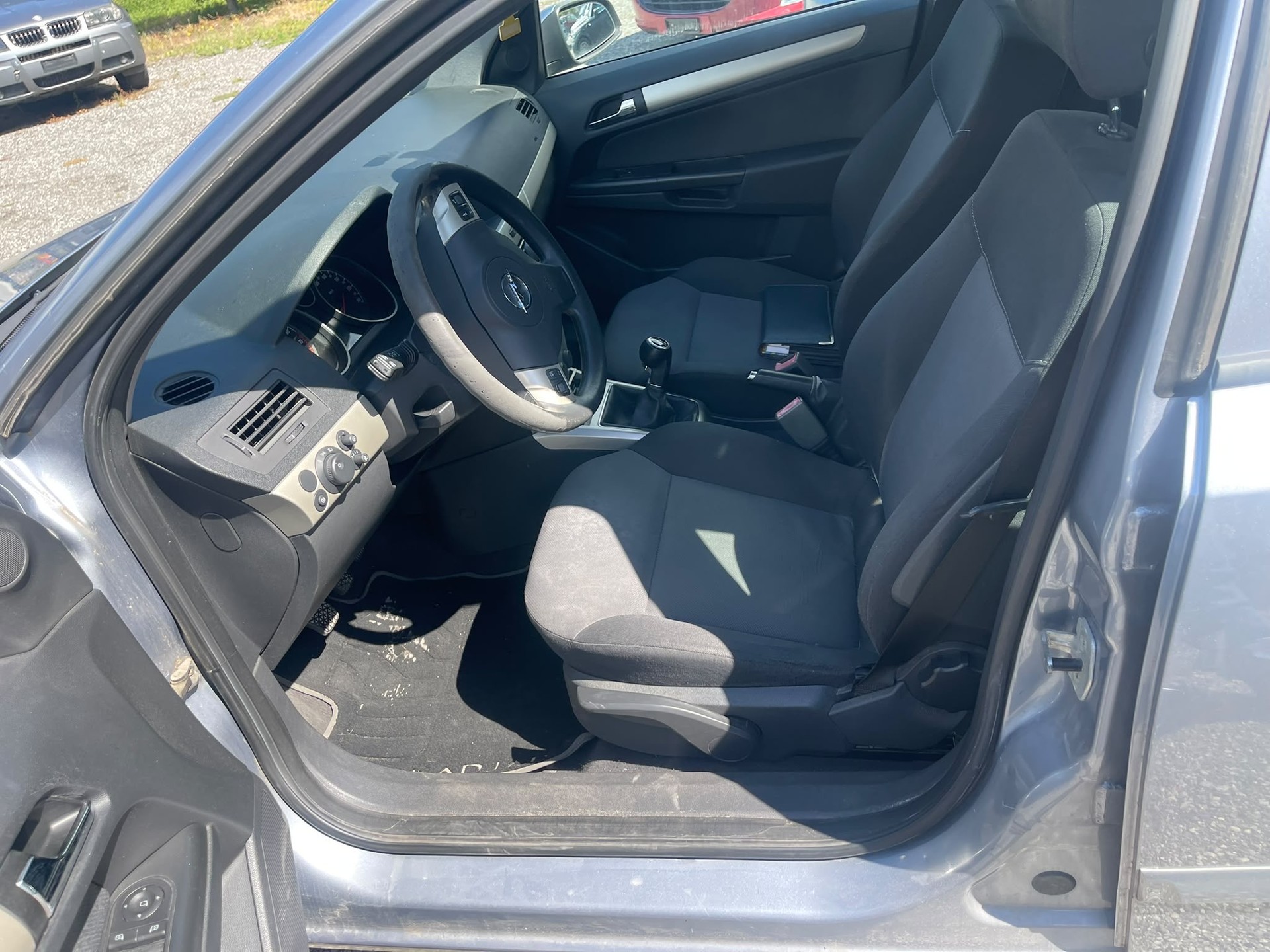 OPEL Astra 1.8i 16V Enjoy-image-6