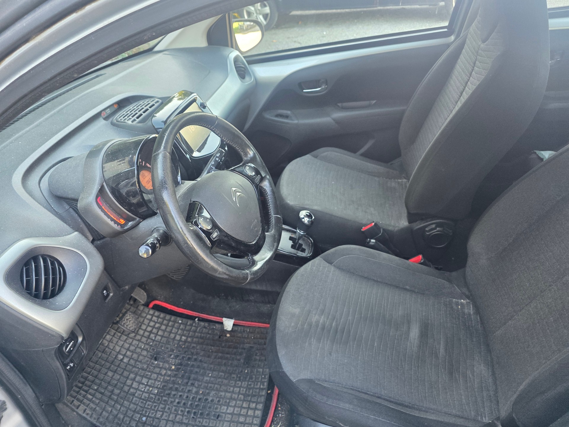 CITROEN C1 1.0 VTi ETG5 Feel Edition Airscape-image-6