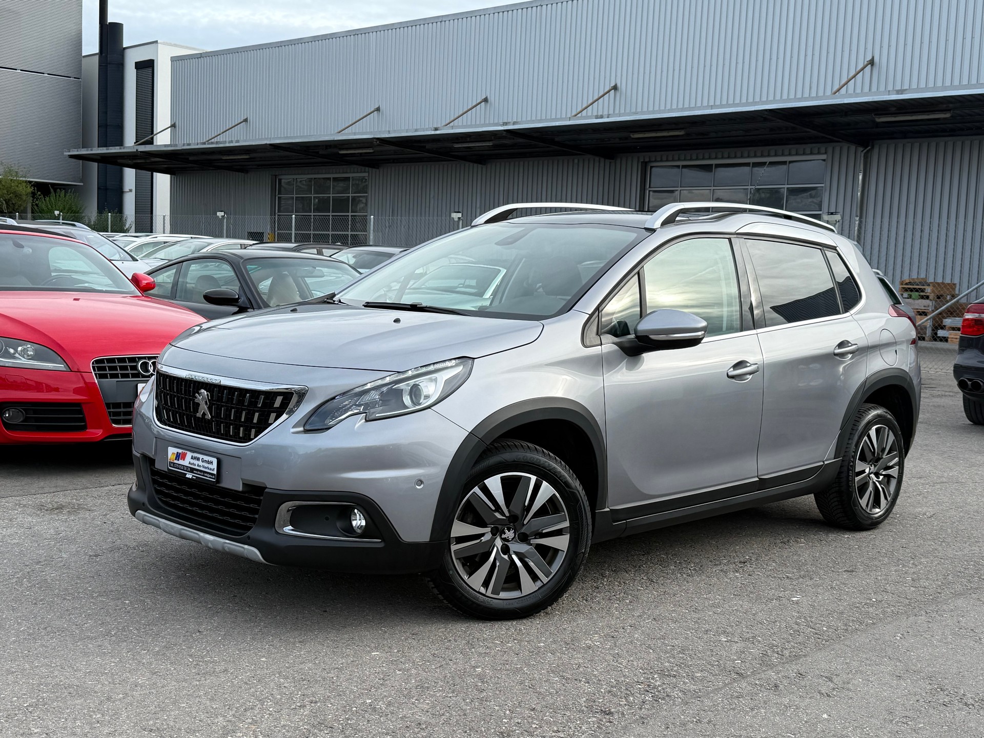 PEUGEOT 2008 1.2 PureTech Allure EAT6 / Frisch ab MFK / Zahnriemen ersetzt 2024 / 1 Jahr Garantie / 1.Hand / Rückfahrkamera / DAB / Navi-image-0