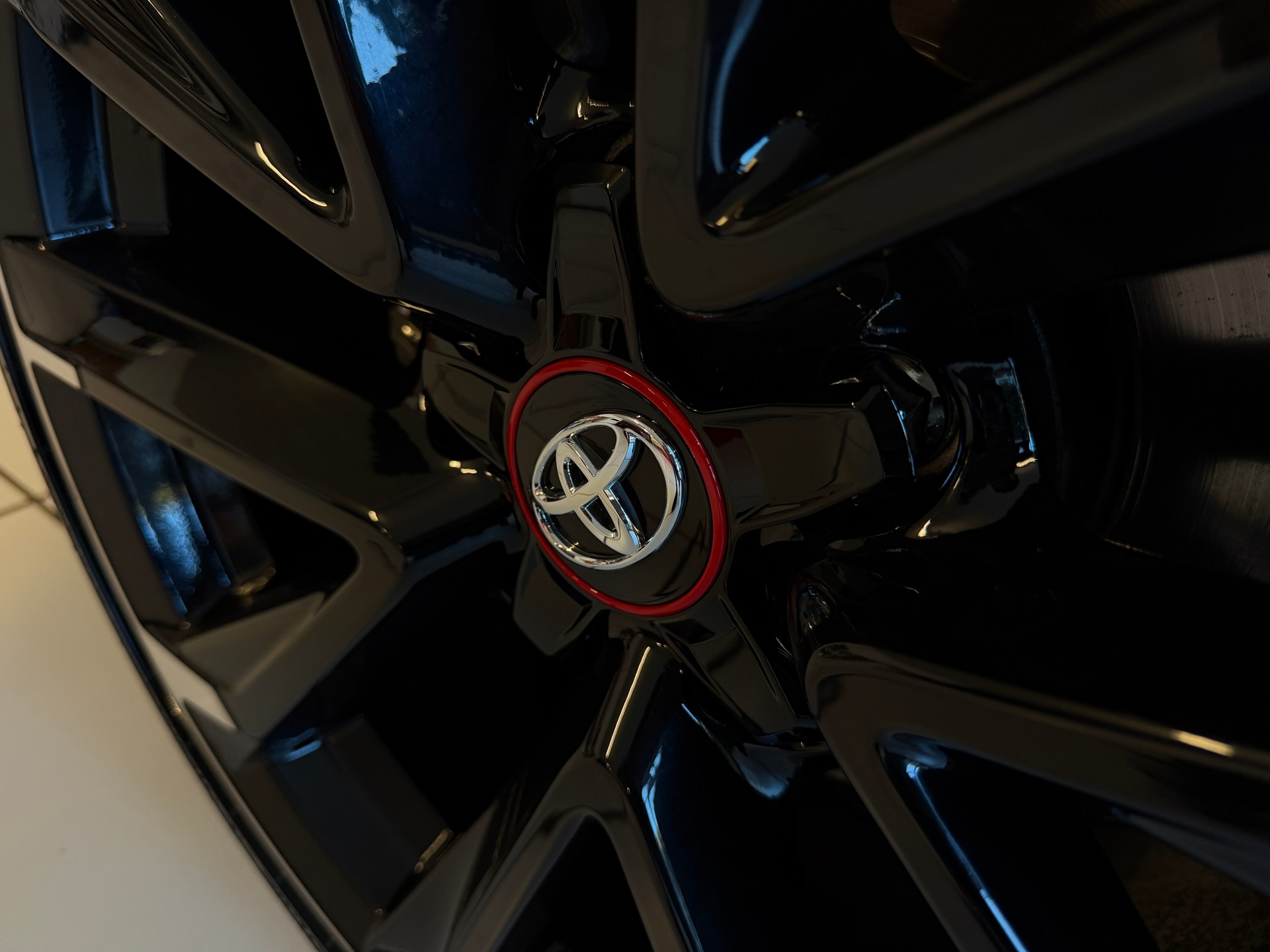 TOYOTA Corolla 2.0 HSD GR-S e-CVT-image-13