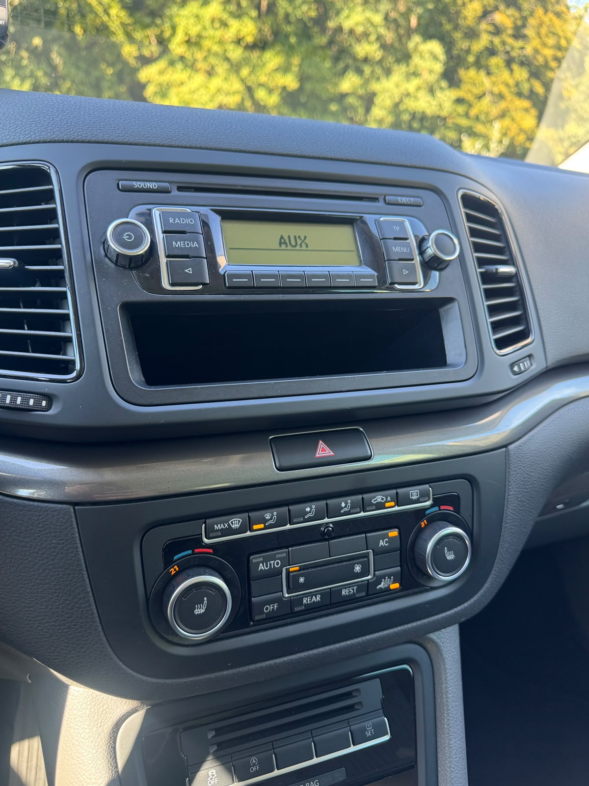 SEAT Alhambra 2.0 TDI E_Ecomotive Style-image-9
