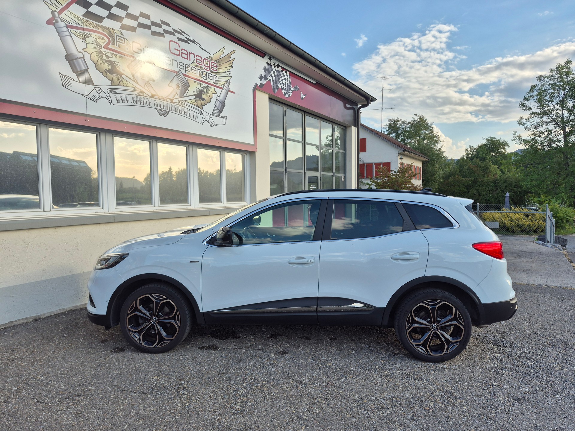 RENAULT Kadjar 1.3 16V Turbo Intens EDC-image-6
