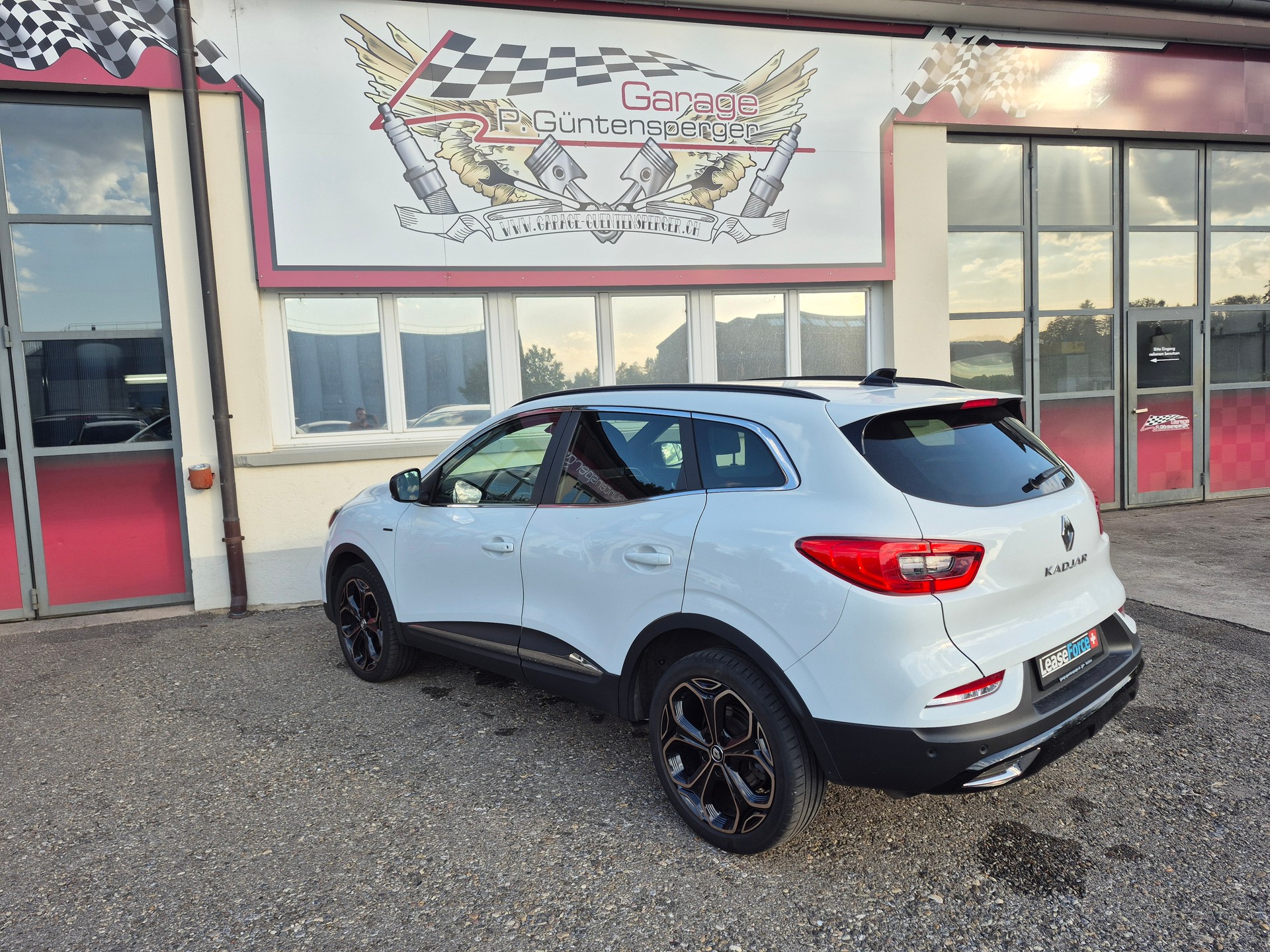RENAULT Kadjar 1.3 16V Turbo Intens EDC-image-5