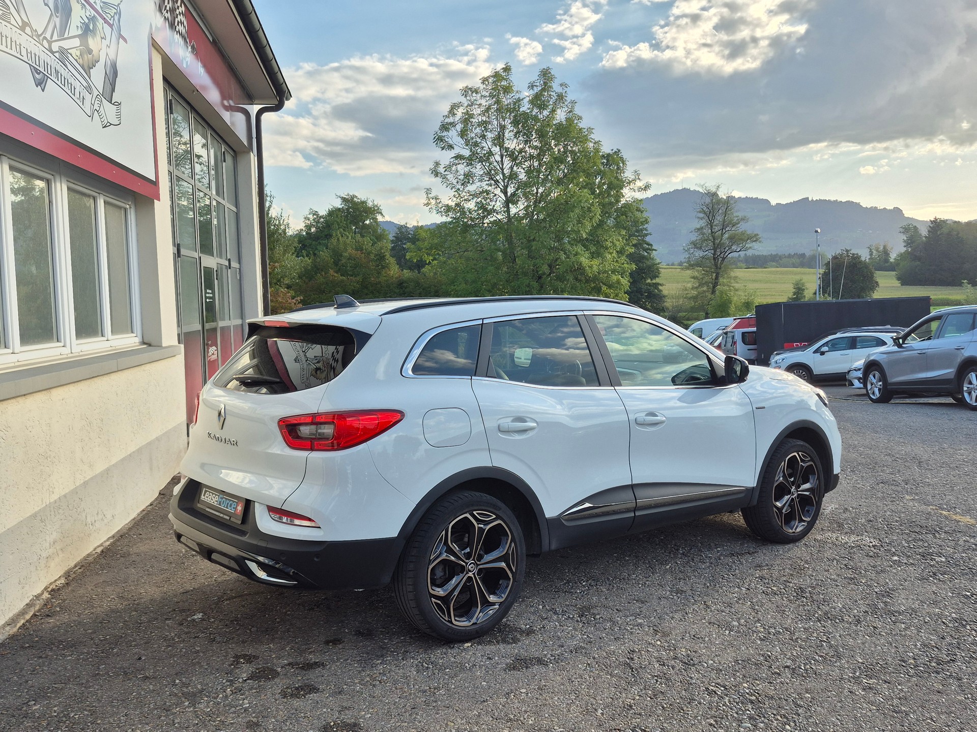 RENAULT Kadjar 1.3 16V Turbo Intens EDC-image-2
