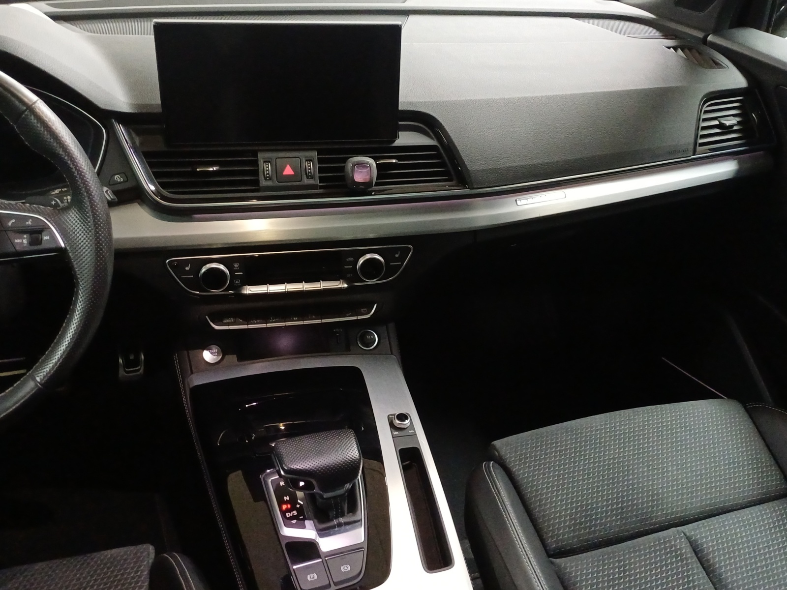 AUDI Q5 Sportback 45 TFSI S line quattro S-tronic-image-10
