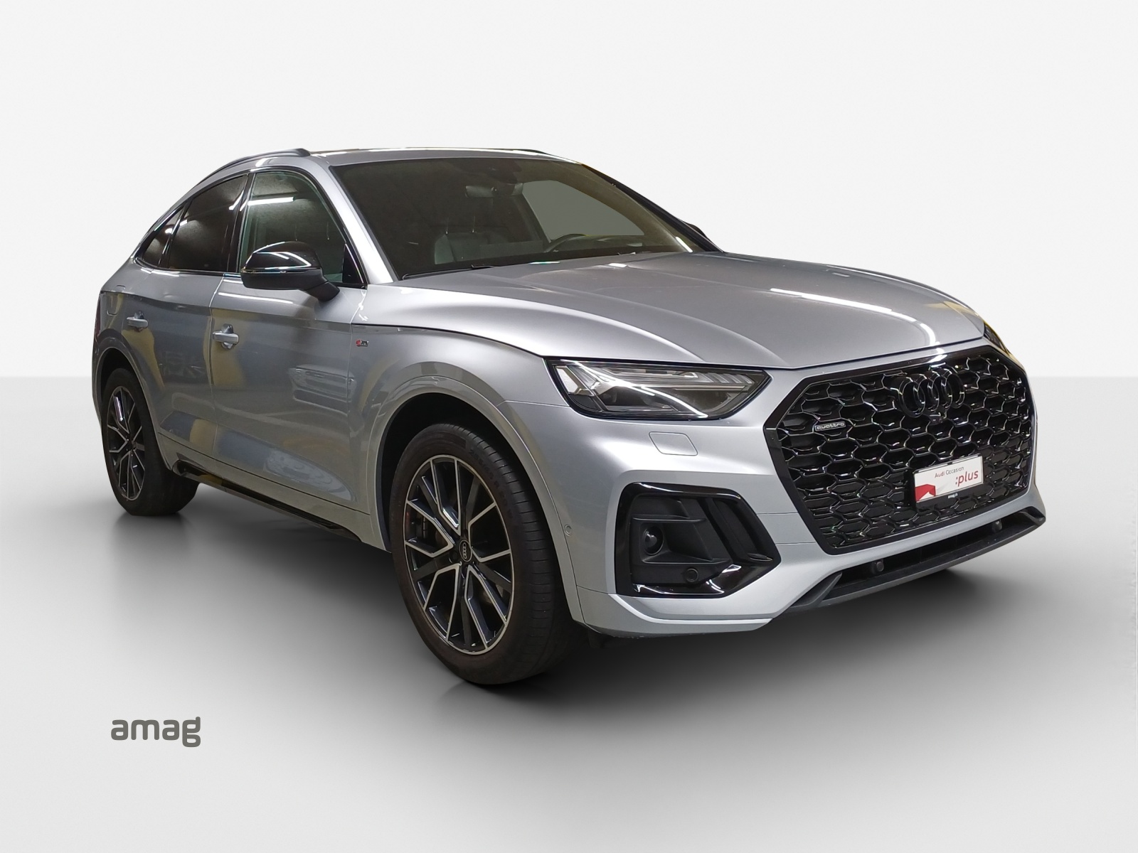 AUDI Q5 Sportback 45 TFSI S line quattro S-tronic-image-5