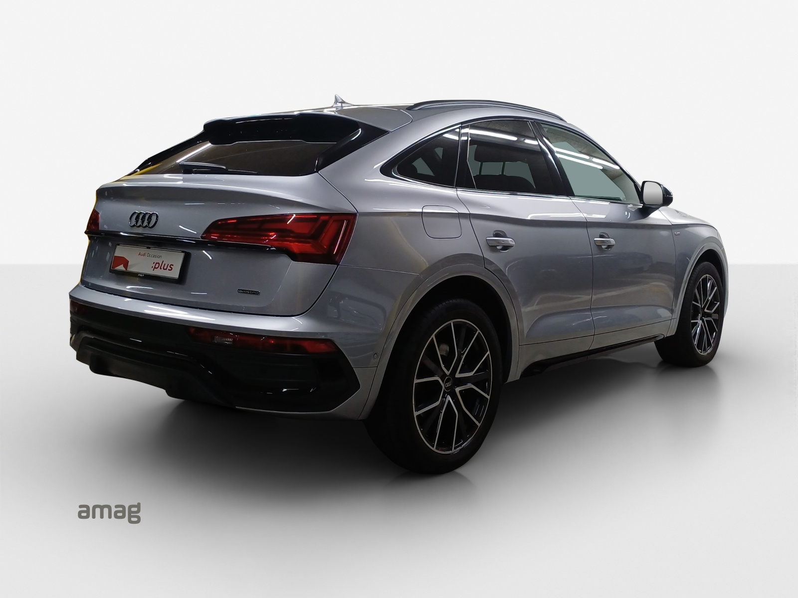 AUDI Q5 Sportback 45 TFSI S line quattro S-tronic-image-4