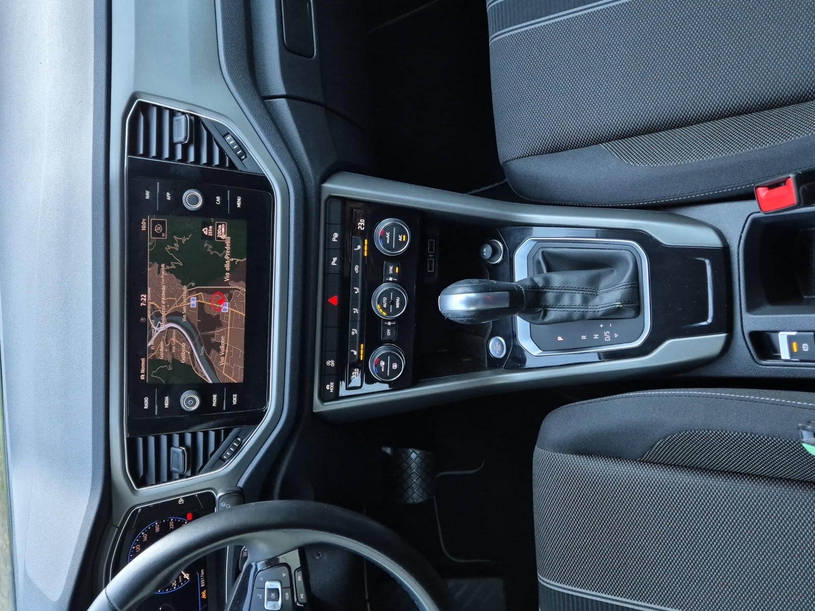 VW T-Roc 1.5 TSI EVO Advance DSG-image-12