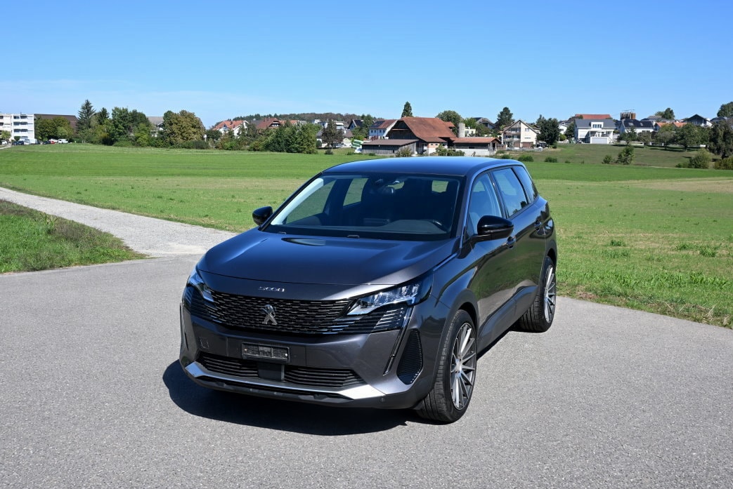 PEUGEOT 5008 1.5 BlueHDi Active Pack EAT8-image-0