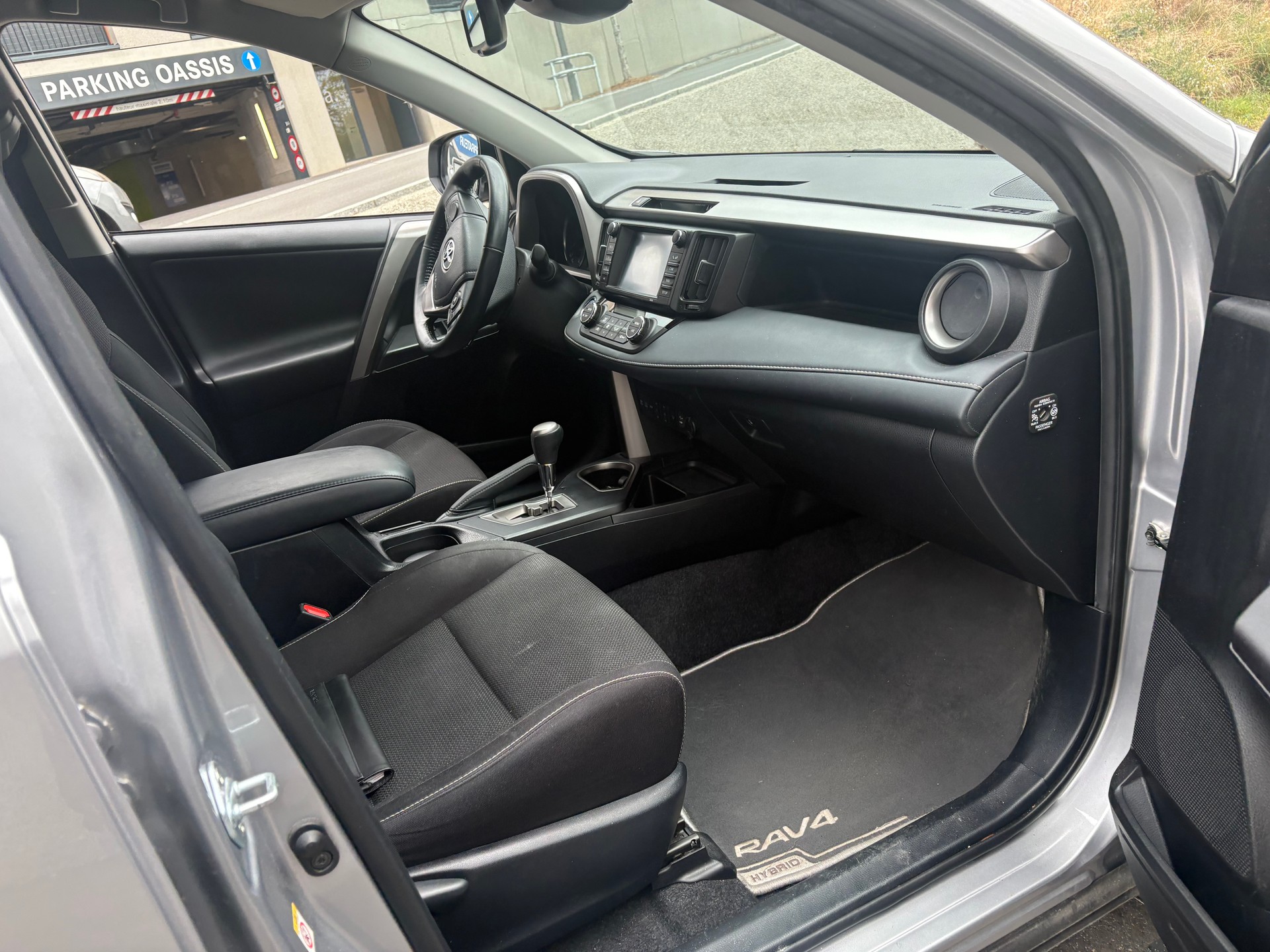 TOYOTA RAV-4 2.5 HSD Trend e-CVT-image-5