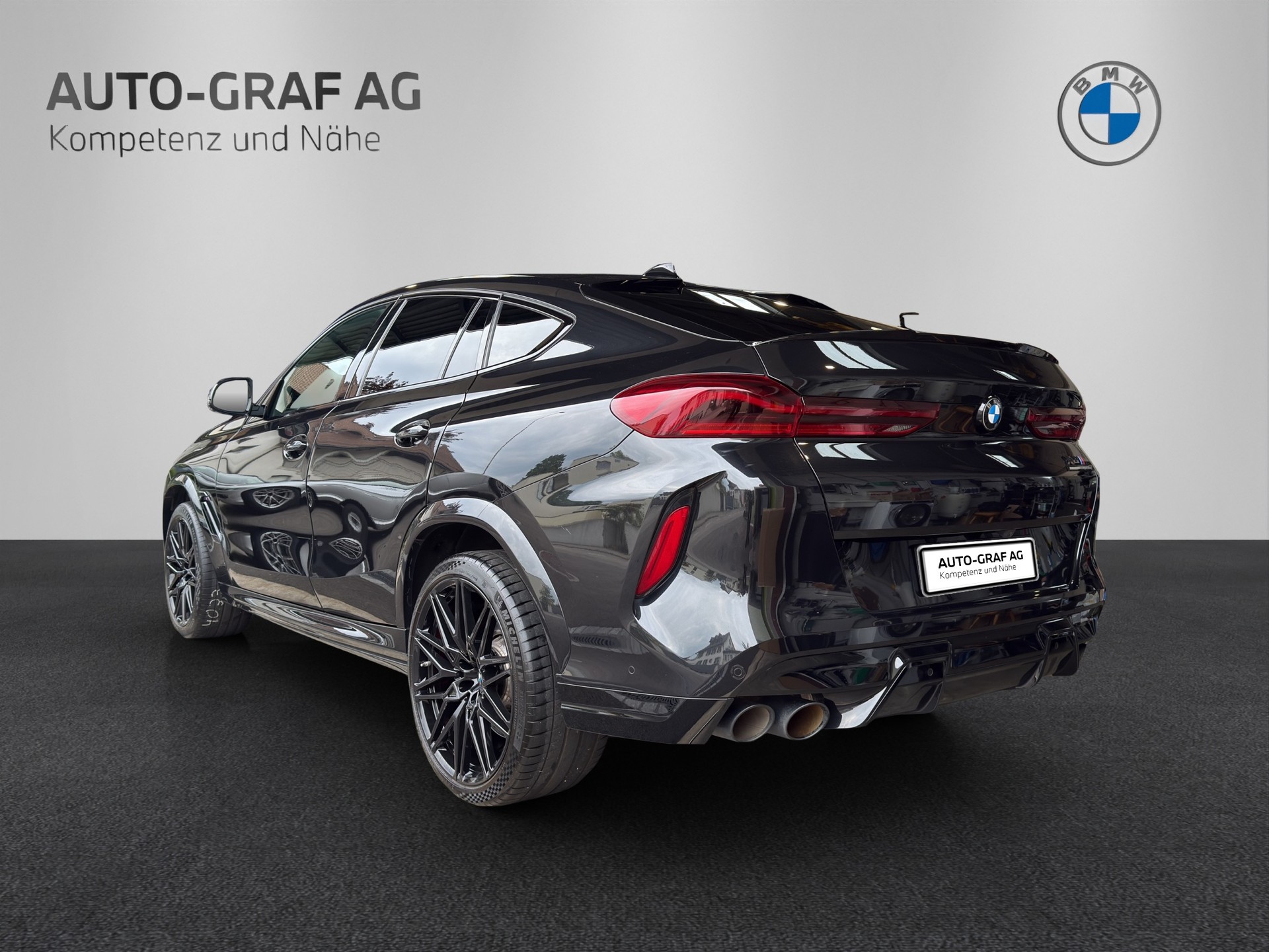 BMW X6 F96 M Competition-showroom-element-2