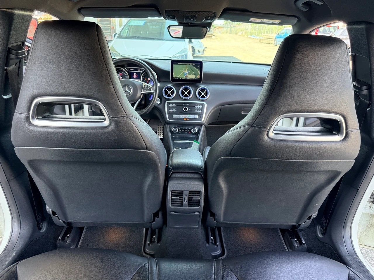 MERCEDES-BENZ A 250 Sport 4Matic 7G-DCT-image-10