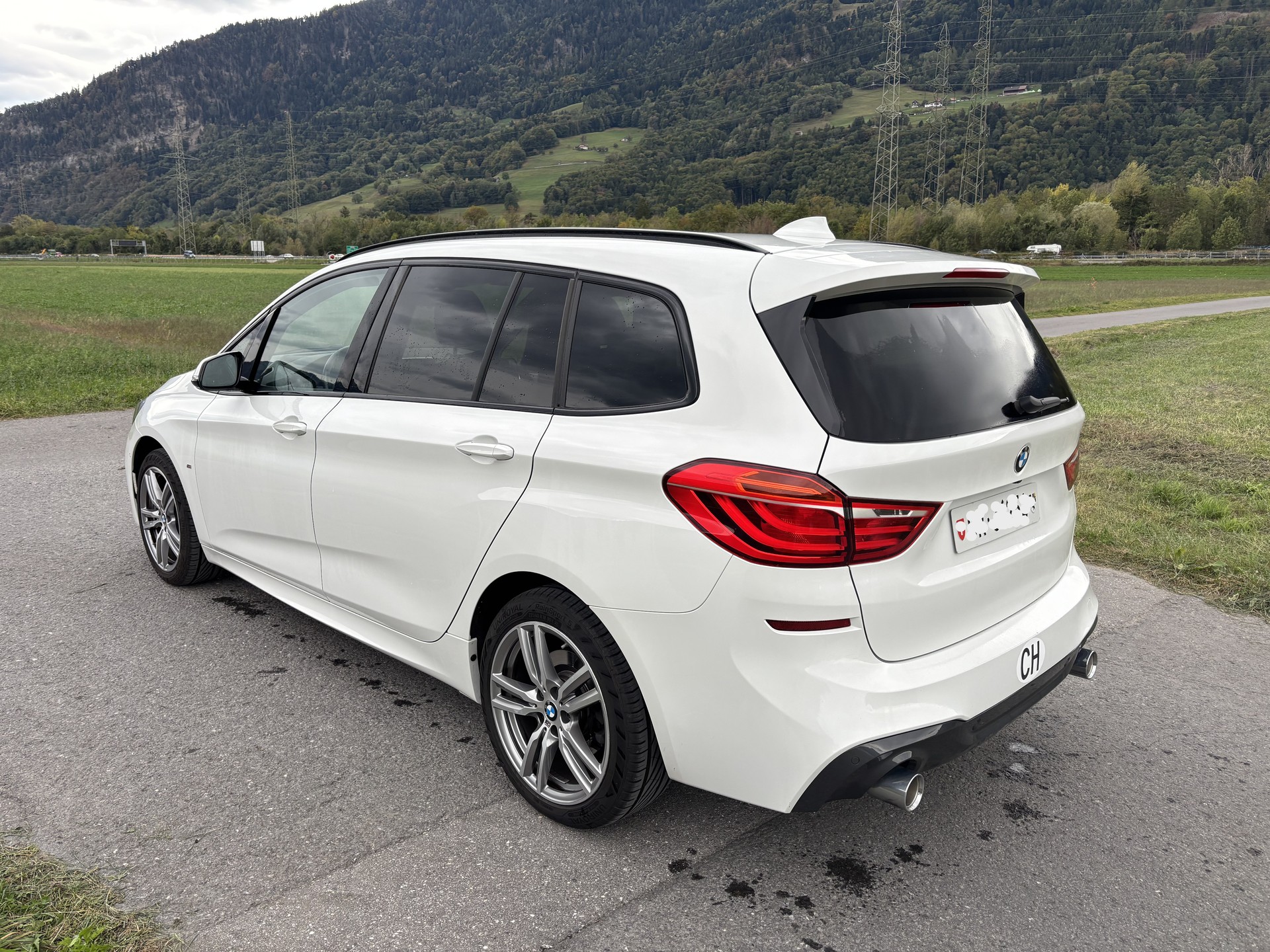 BMW 220d xDrive Grand Tourer M Sport Steptronic-image-3