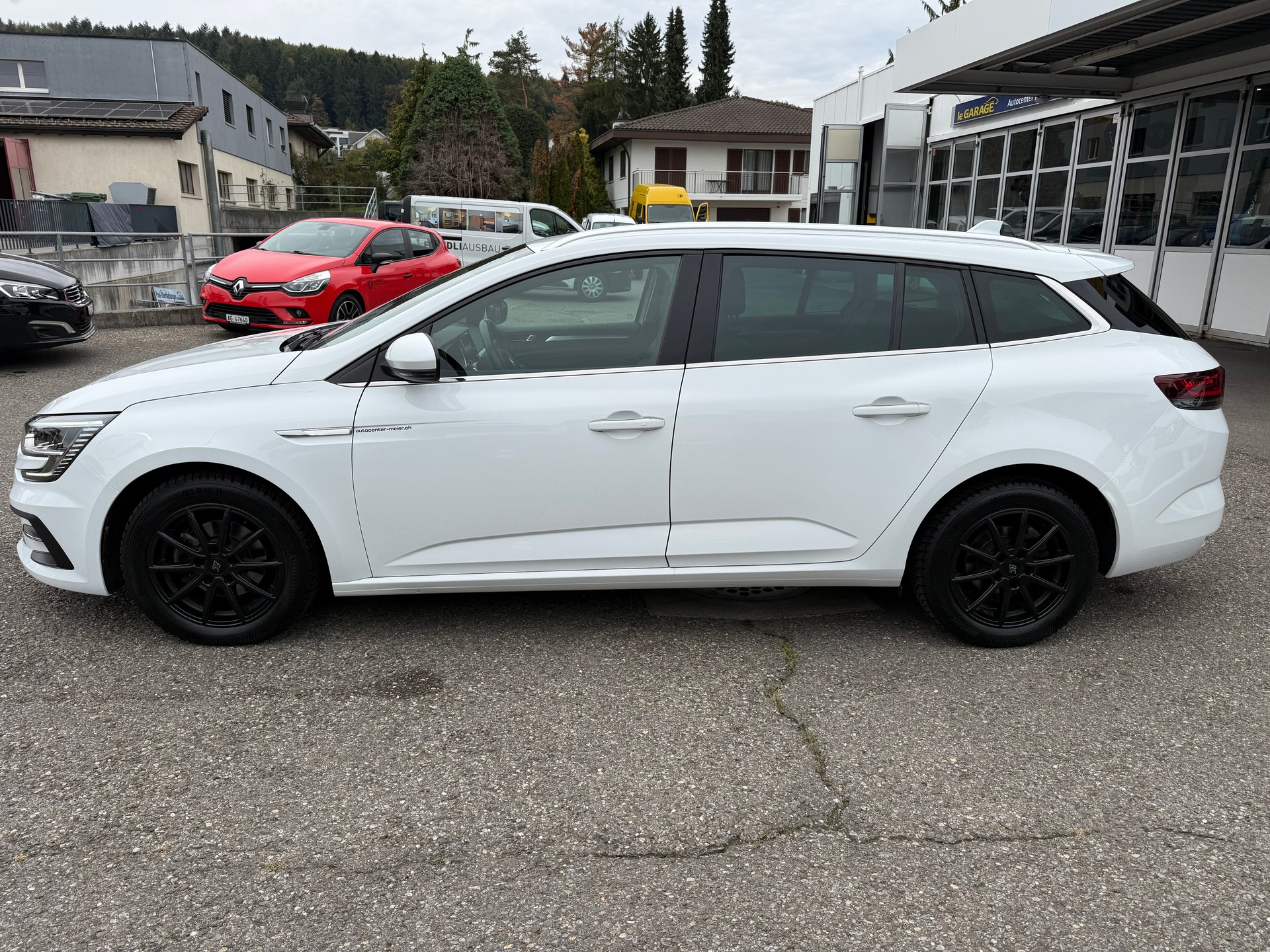 RENAULT Mégane Grandtour 1.3 16V Turbo Techno EDC-image-2