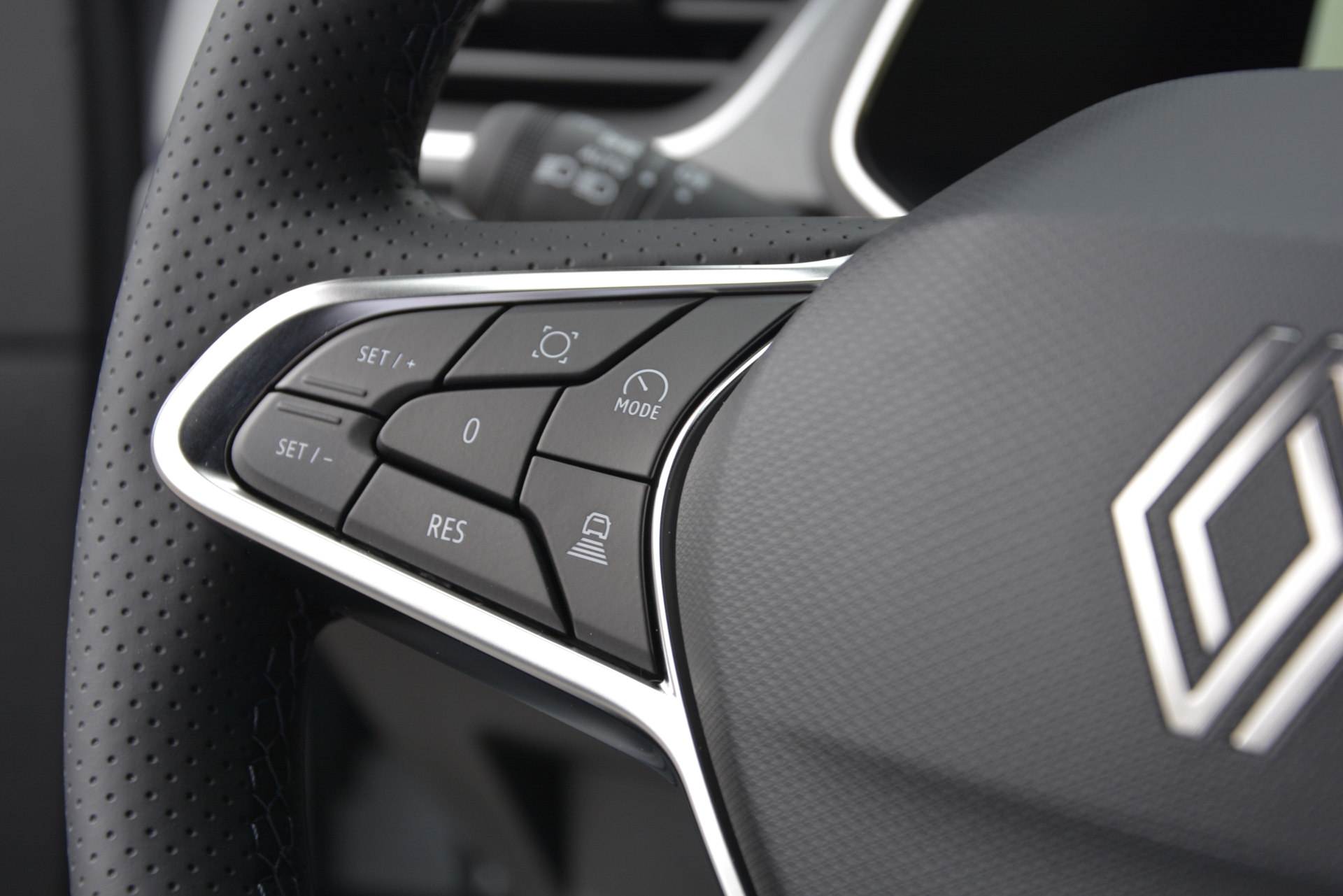 RENAULT CAPTUR techno full hybrid E-Tech 160-image-11