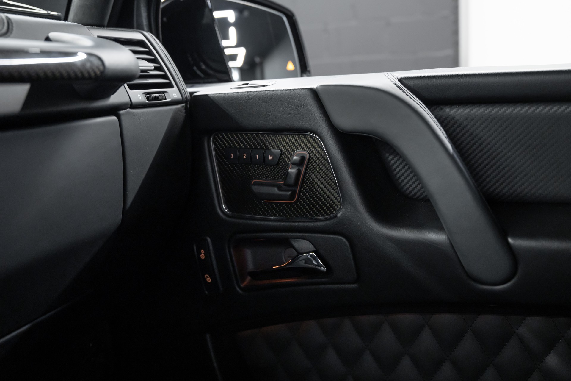 MERCEDES-BENZ G 63 AMG Edition 463 Speedshift Plus 7G-Tronic / CH Auto / Ab Service / Vollausstattung /-image-14
