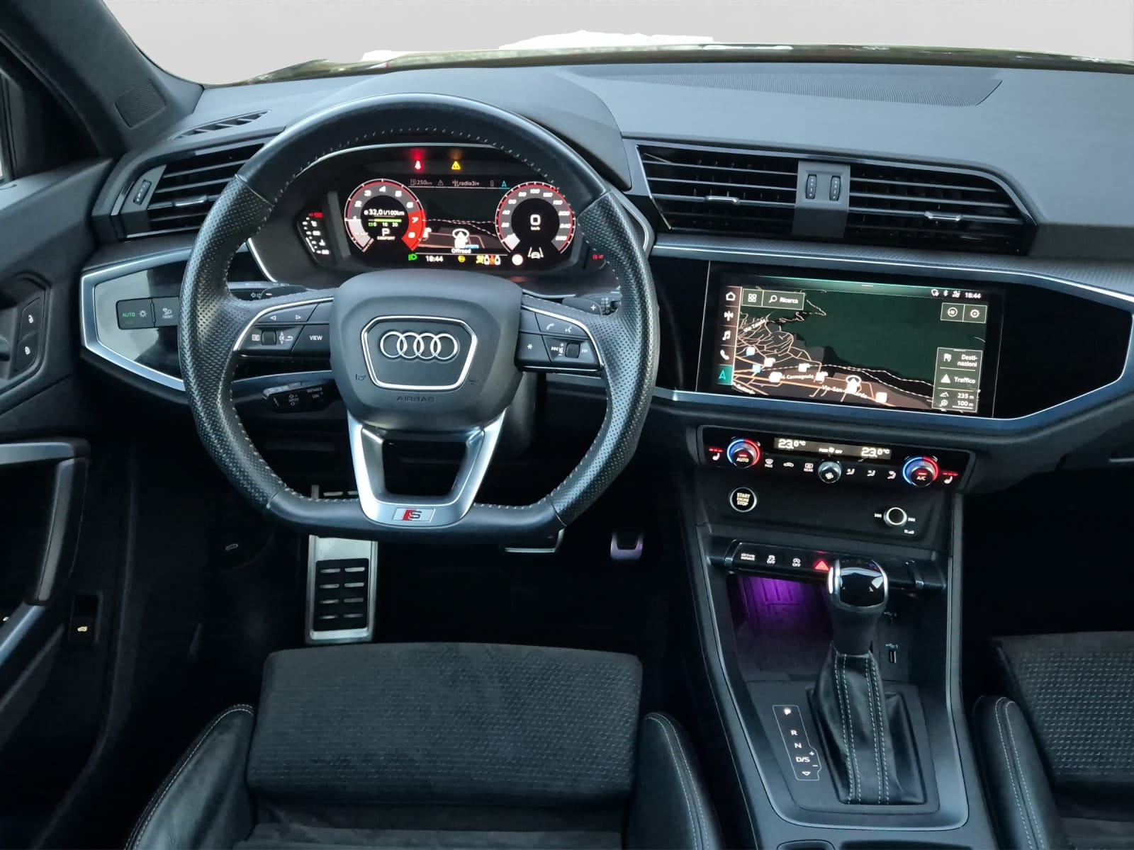 AUDI Q3 Sportback 35 TFSI S line Attraction S-tronic-image-11
