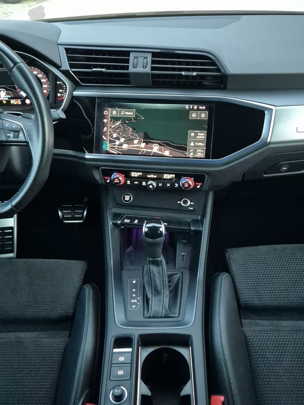 AUDI Q3 Sportback 35 TFSI S line Attraction S-tronic-image-9