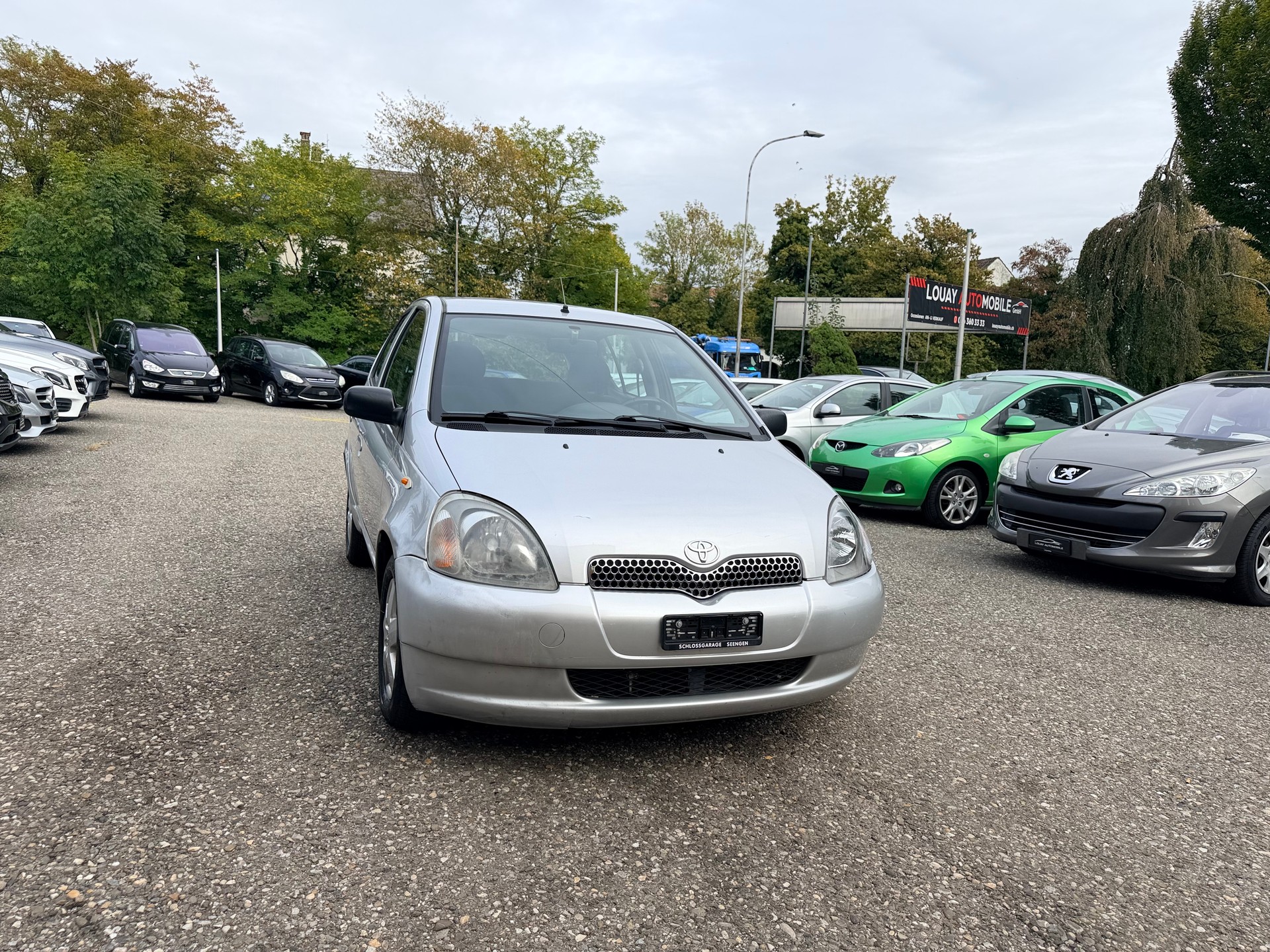 TOYOTA Yaris 1.3 Linea Sol-image-1