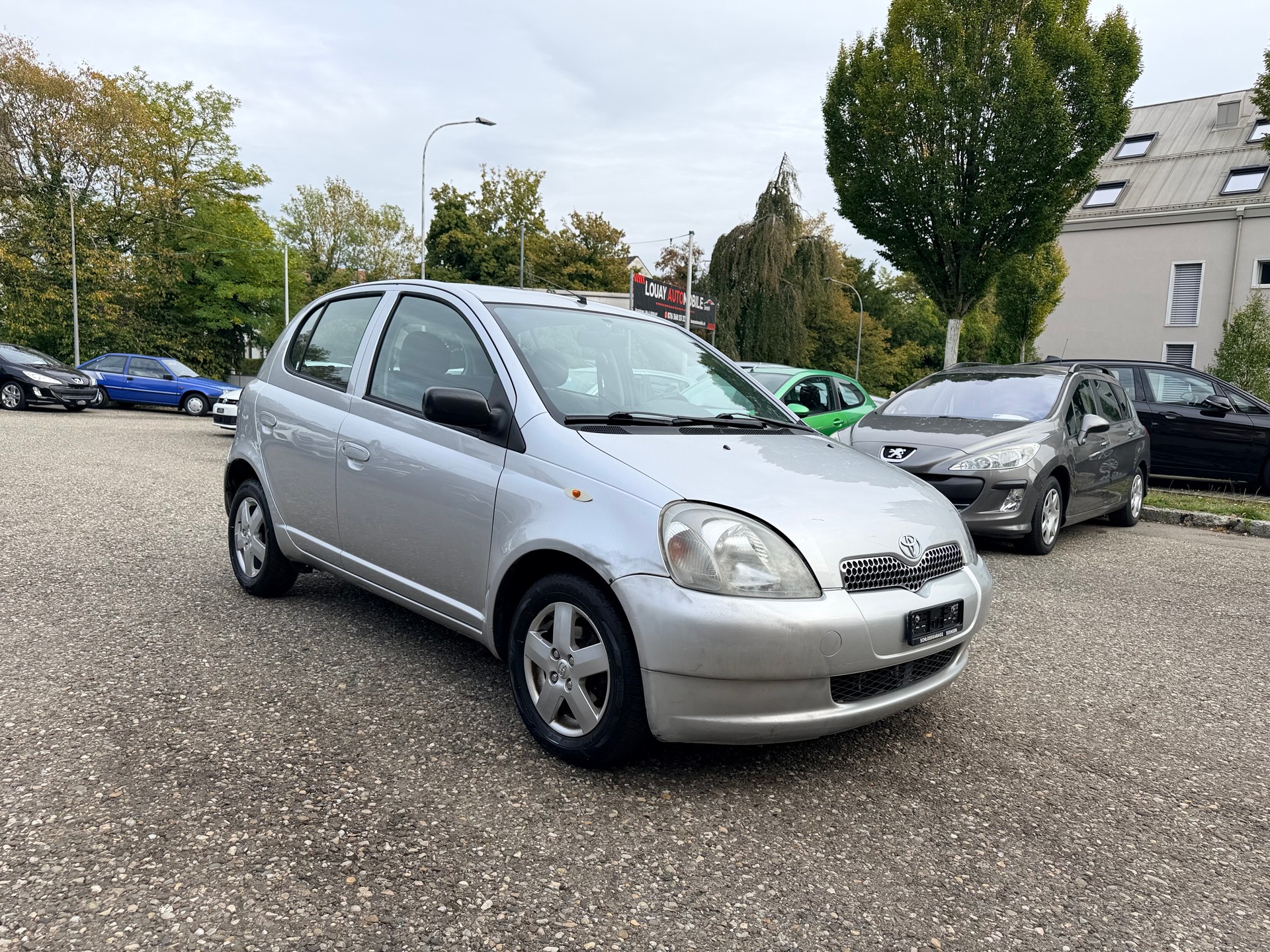 TOYOTA Yaris 1.3 Linea Sol-image-0