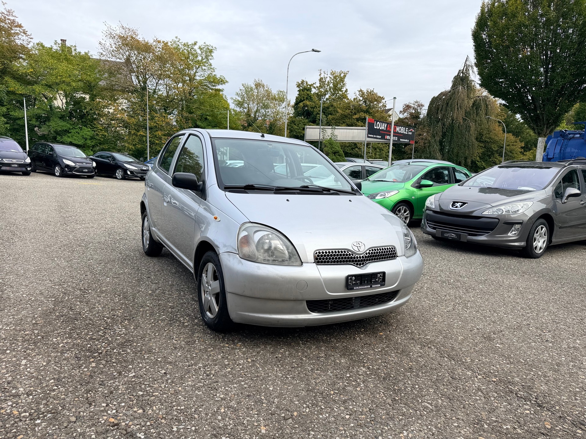 TOYOTA Yaris 1.3 Linea Sol-image-4