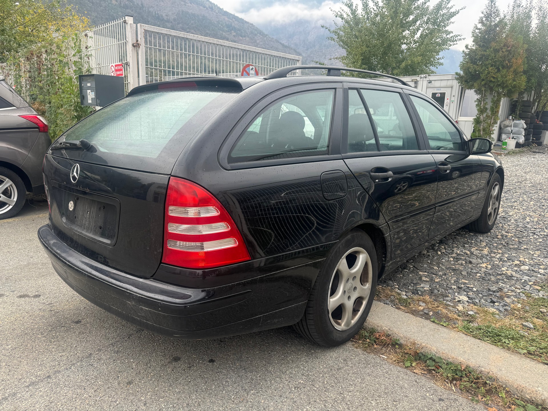 MERCEDES-BENZ C 200 Kompressor Avantgarde-image-3