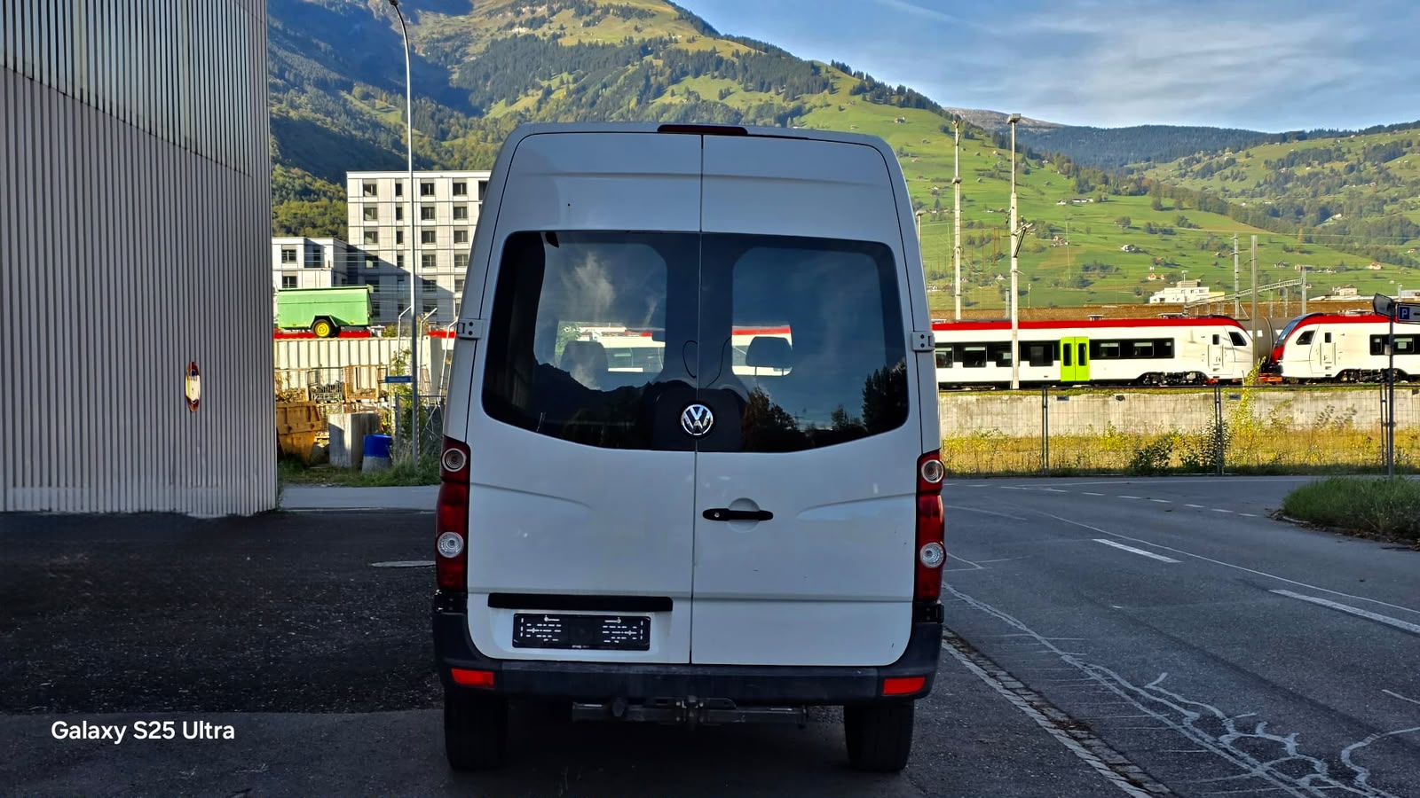 VW Crafter 35L 2.0 TDI-image-4