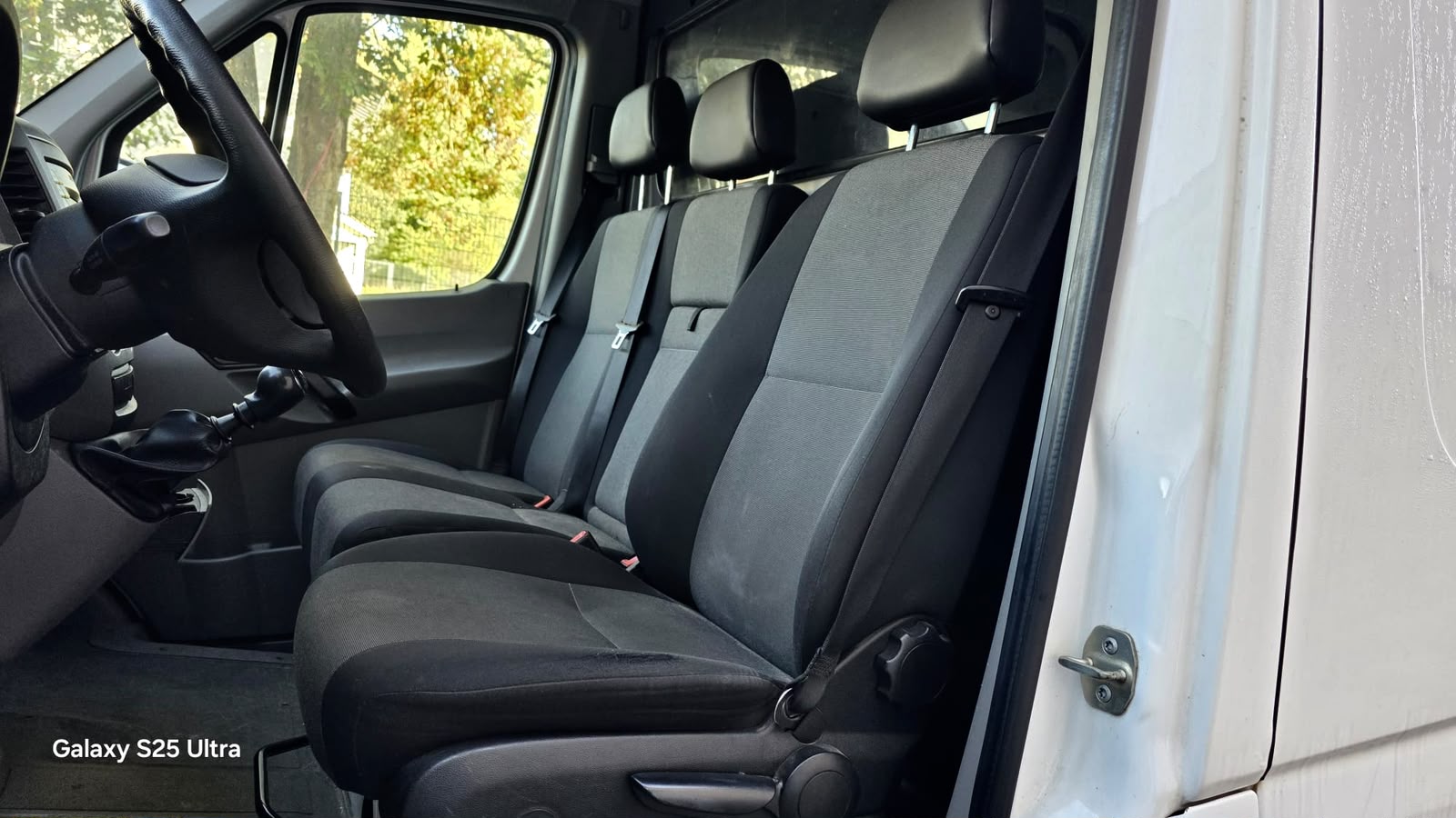 VW Crafter 35L 2.0 TDI-image-9