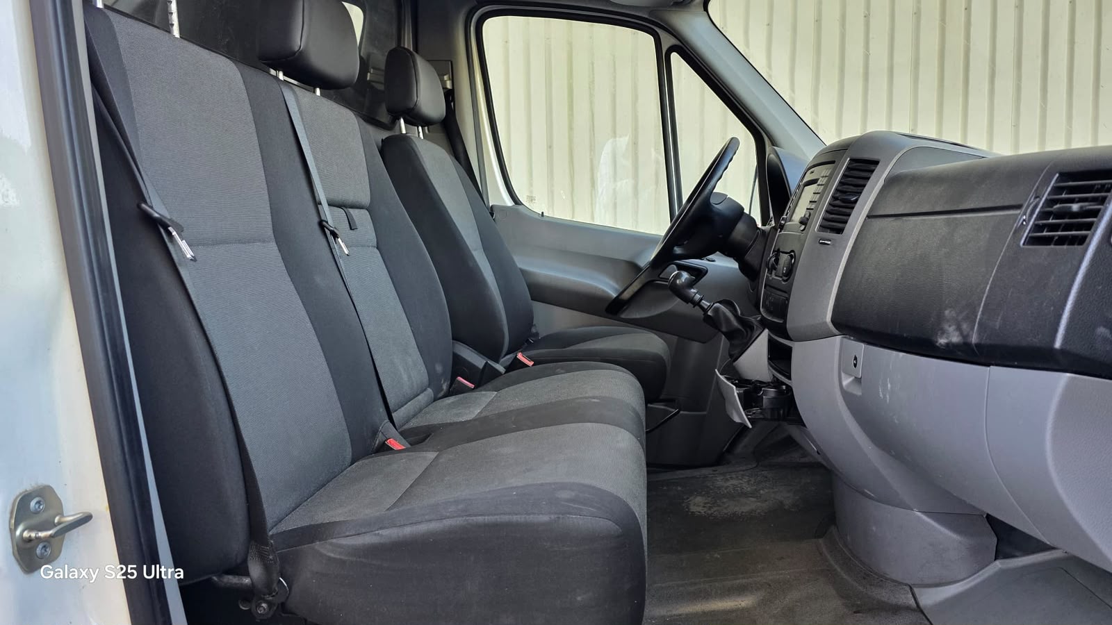 VW Crafter 35L 2.0 TDI-image-10