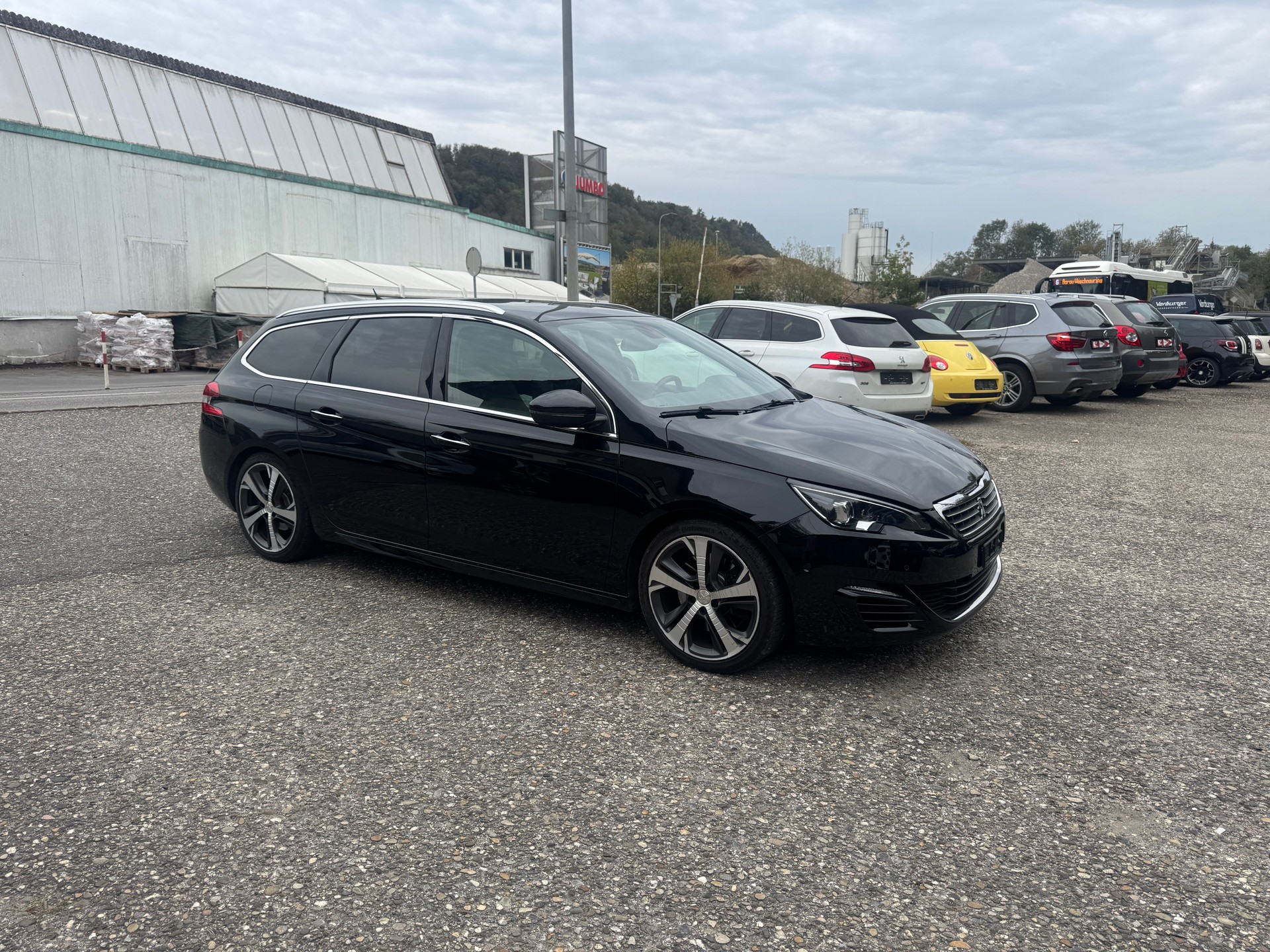 PEUGEOT 308 SW 2.0 BlueHDI GT Automatic-image-2