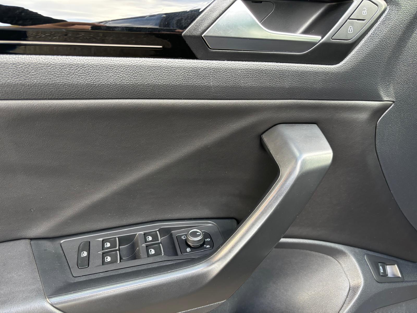 VW T-Roc 2.0 TSI R DSG 4Motion-image-11