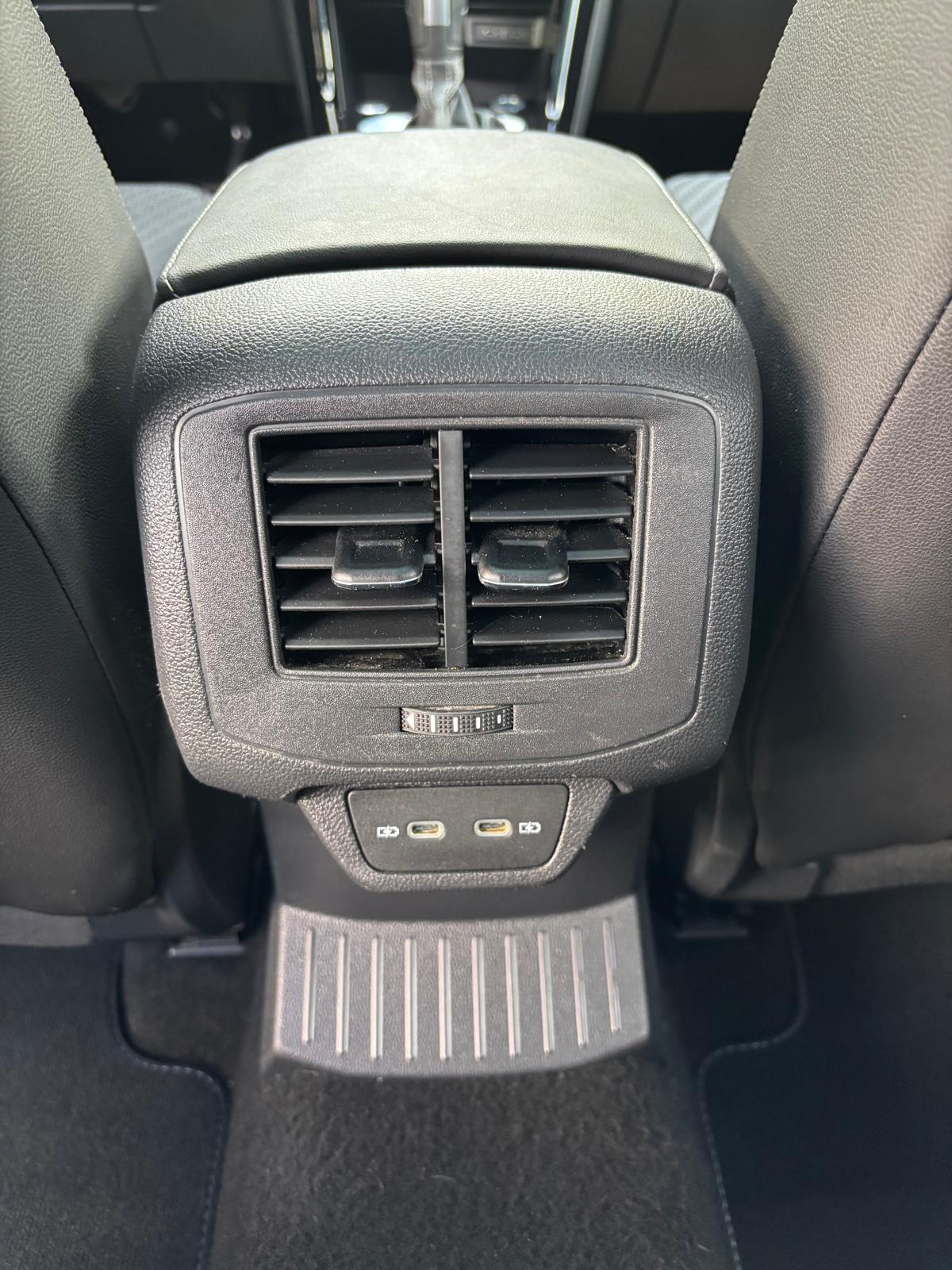 VW T-Roc 2.0 TSI R DSG 4Motion-image-16
